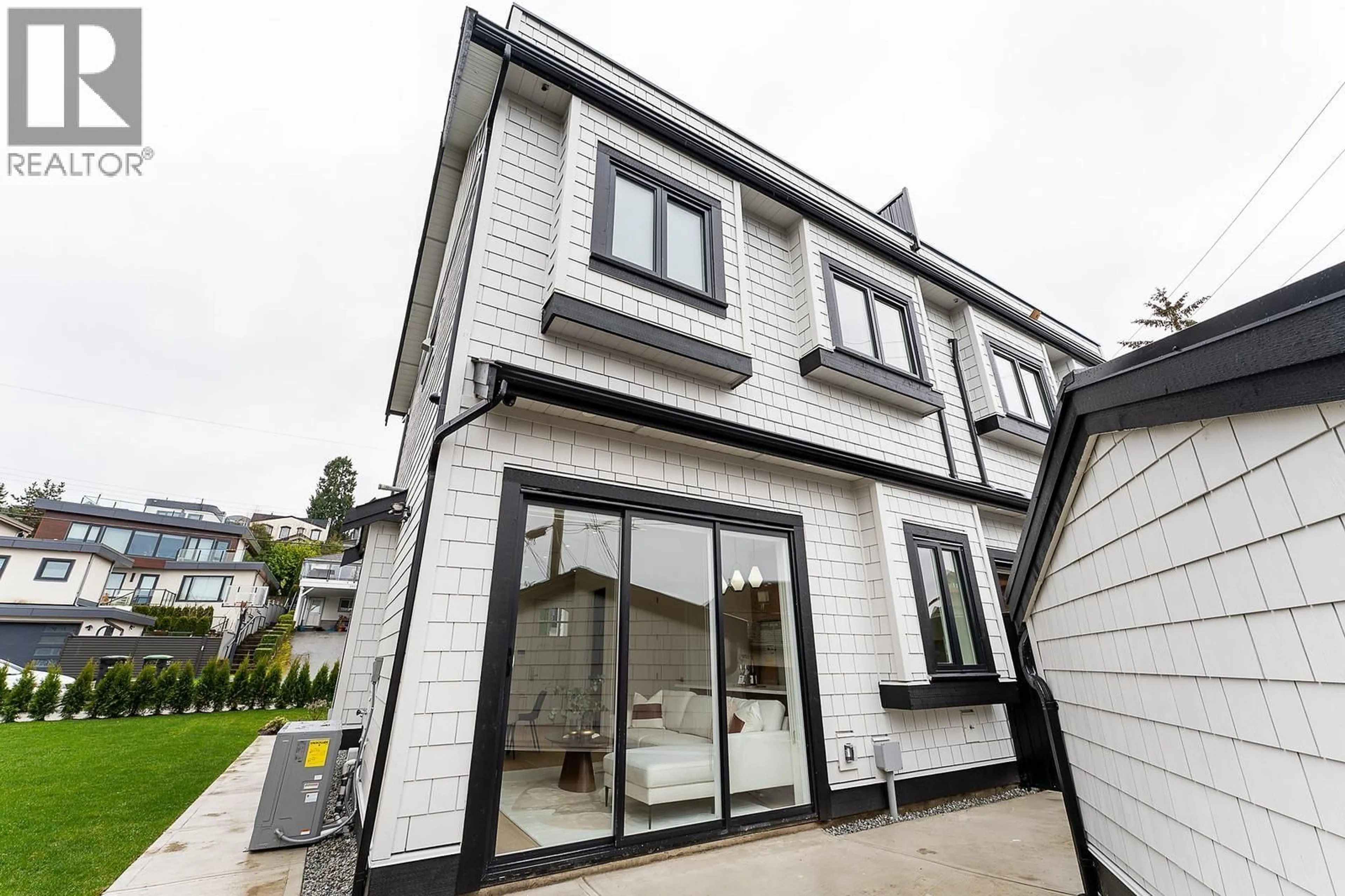 Unknown for 1 - 2837 OLIVER CRESCENT, Vancouver British Columbia V6K1M1