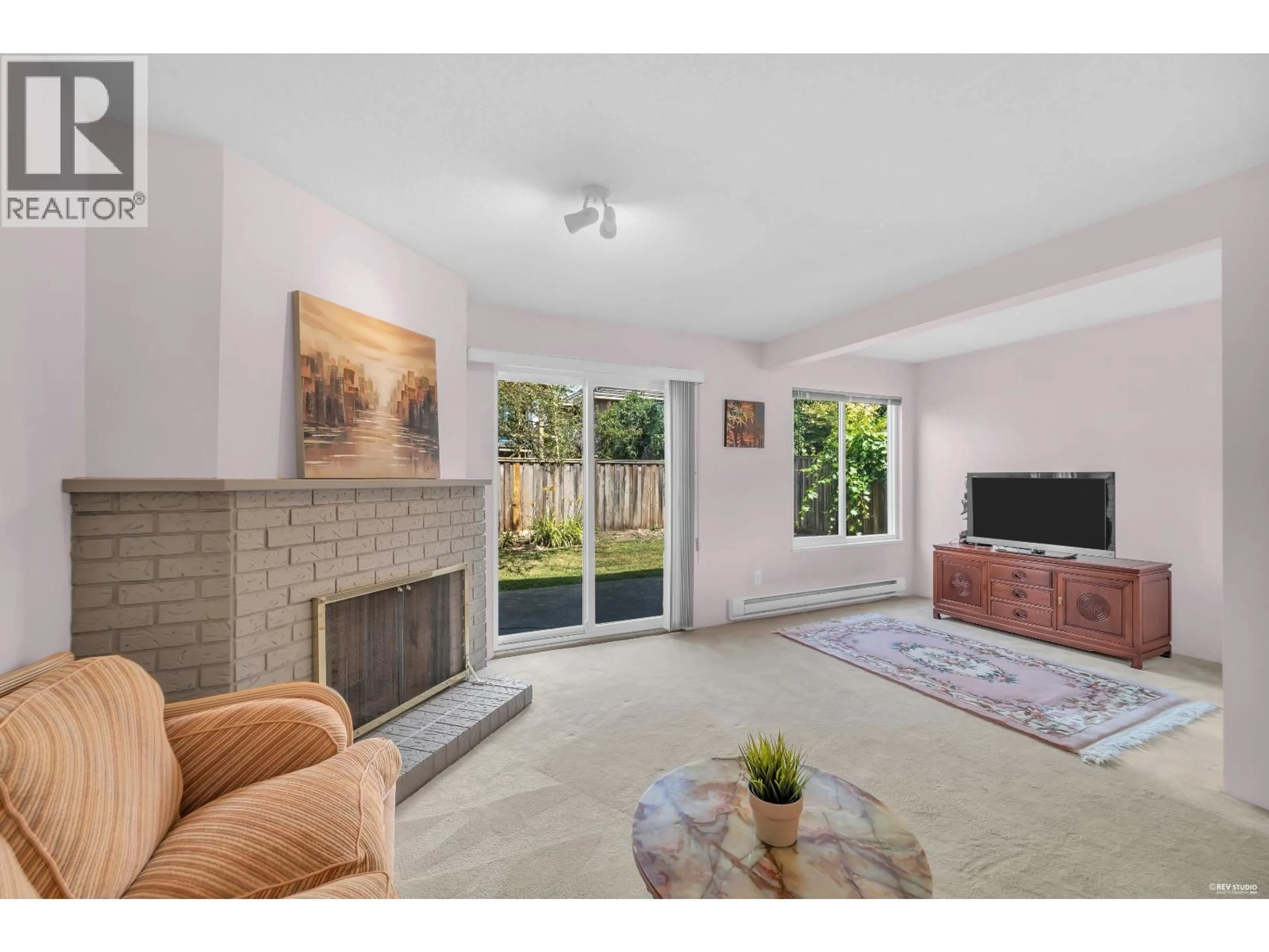 Living room with furniture, unknown for 2 - 8631 NO.3 ROAD, Richmond British Columbia V6Y2E6
