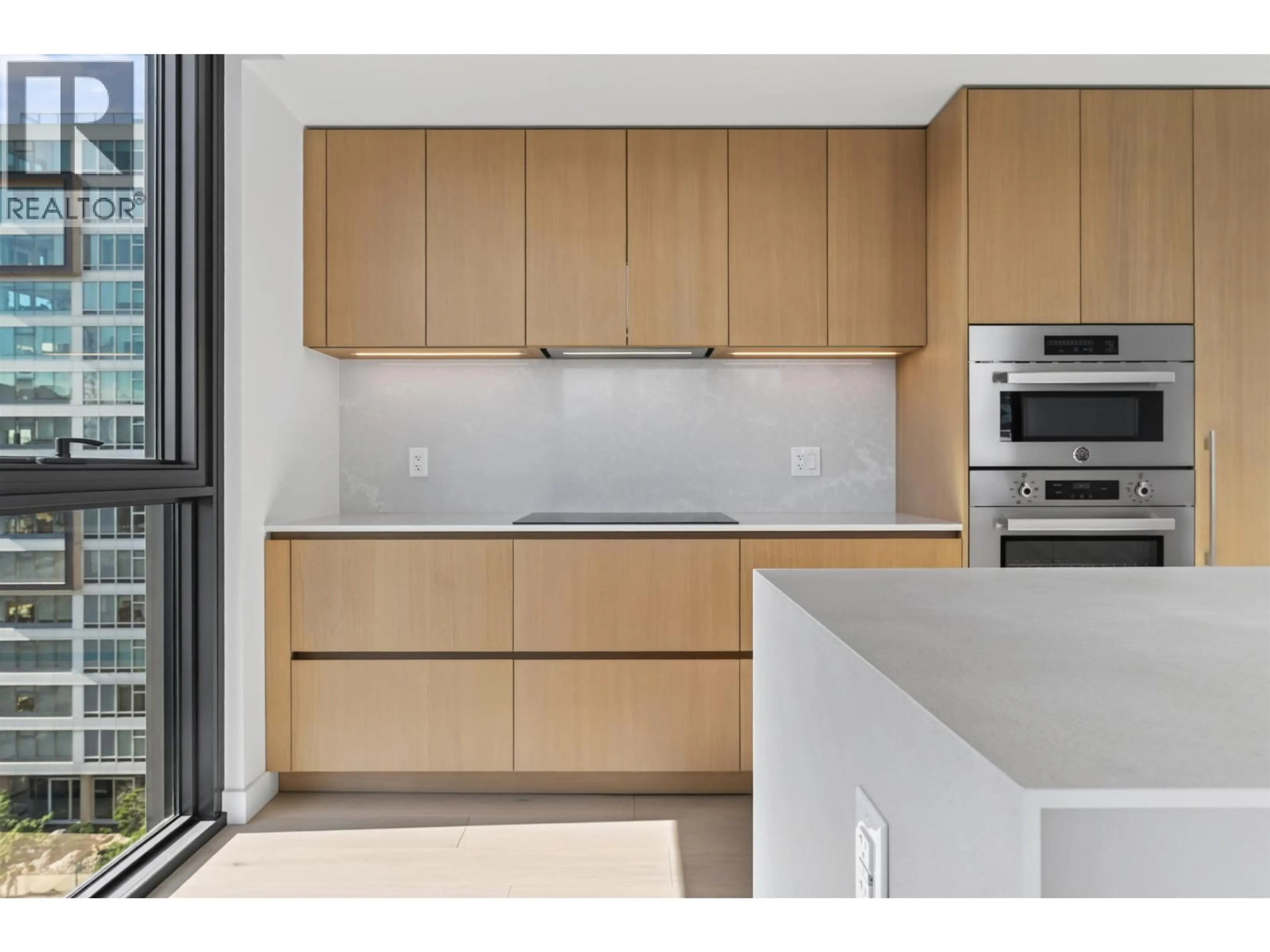 Standard kitchen, unknown for 801 - 1530 6TH AVENUE, Vancouver British Columbia V6J0J9