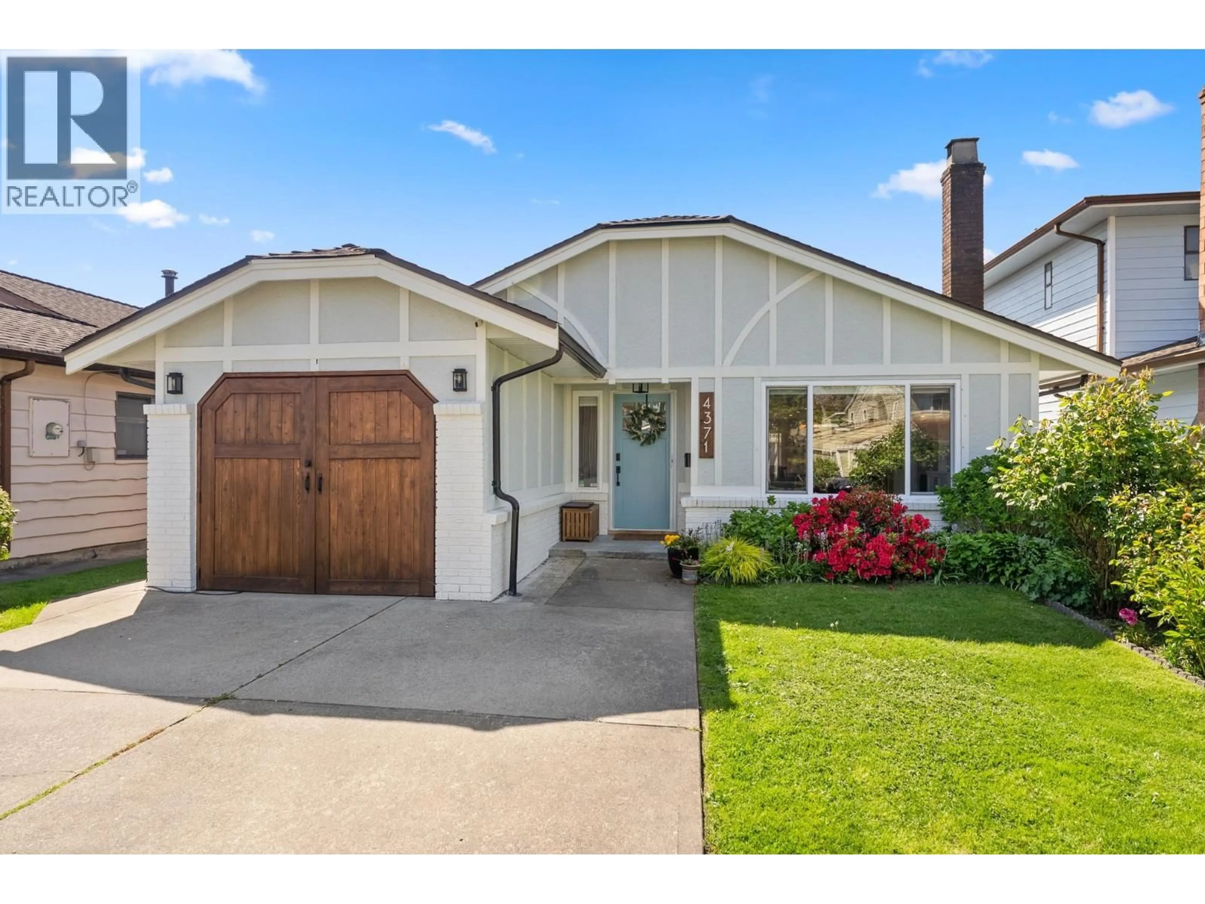 Home with vinyl exterior material, street for 4371 HERMITAGE DRIVE, Richmond British Columbia V7E5B5