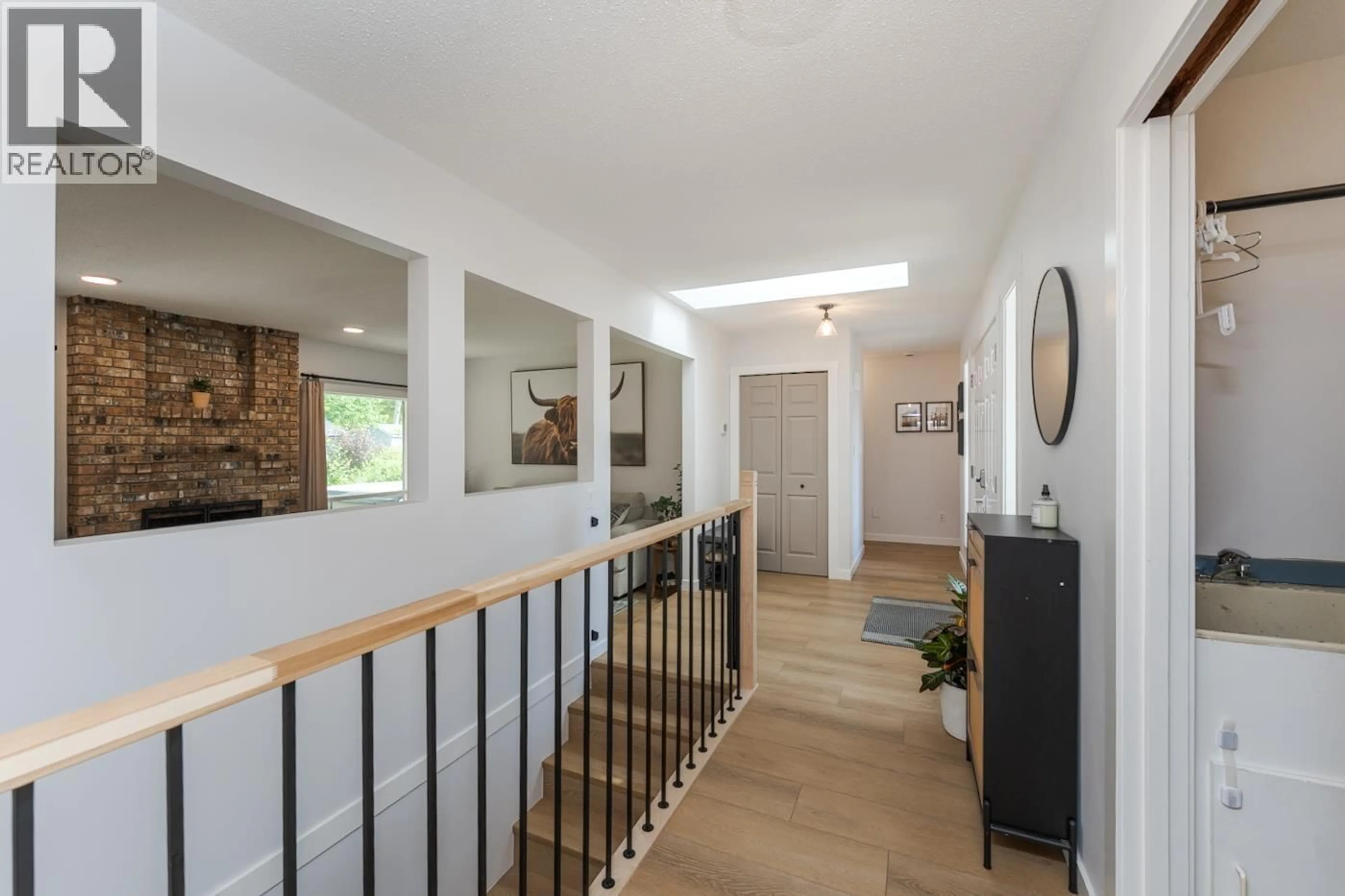 Indoor entryway for 4850 NORTH MEADOW ROAD, Prince George British Columbia V2K4E6