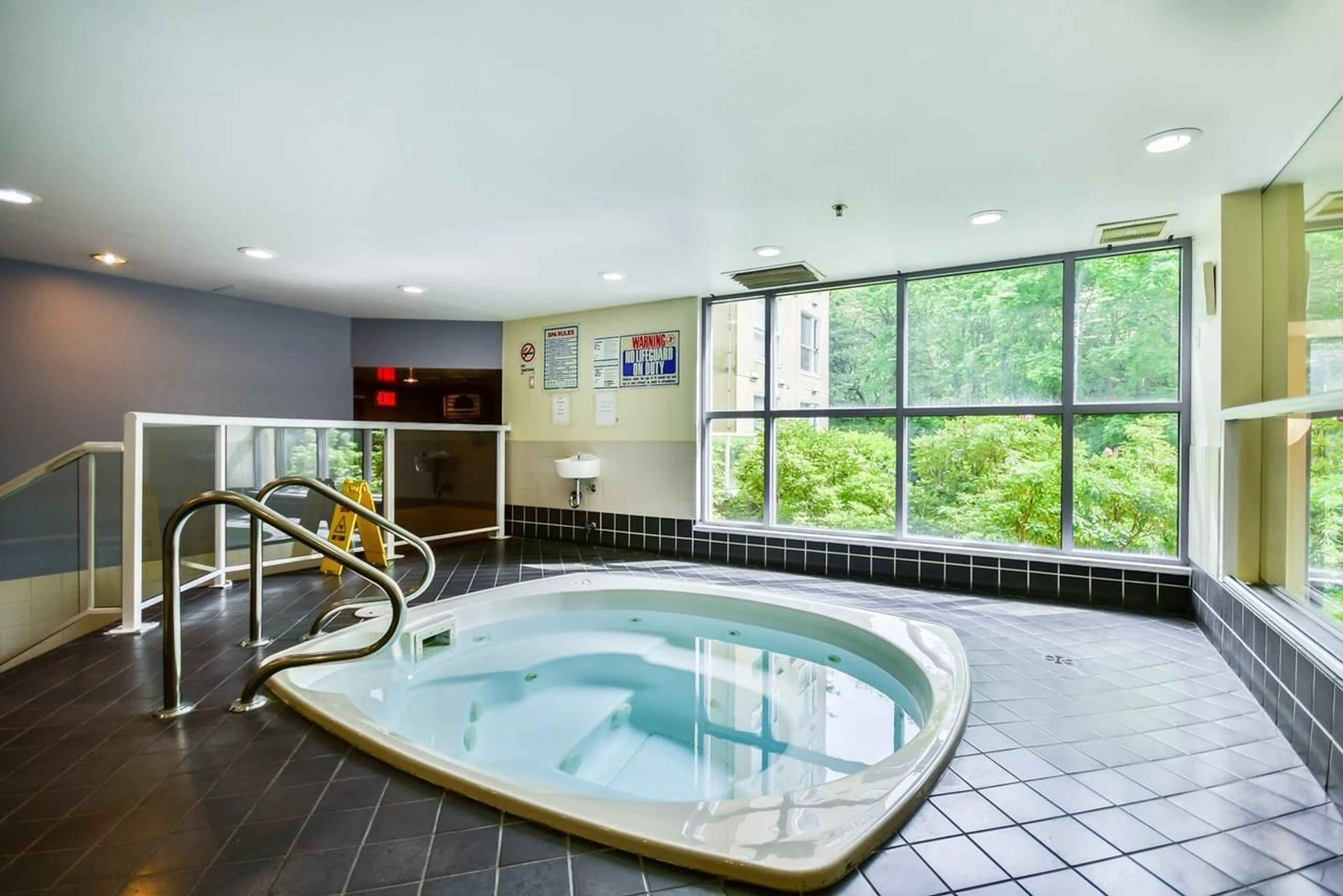 Pool for 1508 - 9830 WHALLEY BOULEVARD, Surrey British Columbia V3T5S7