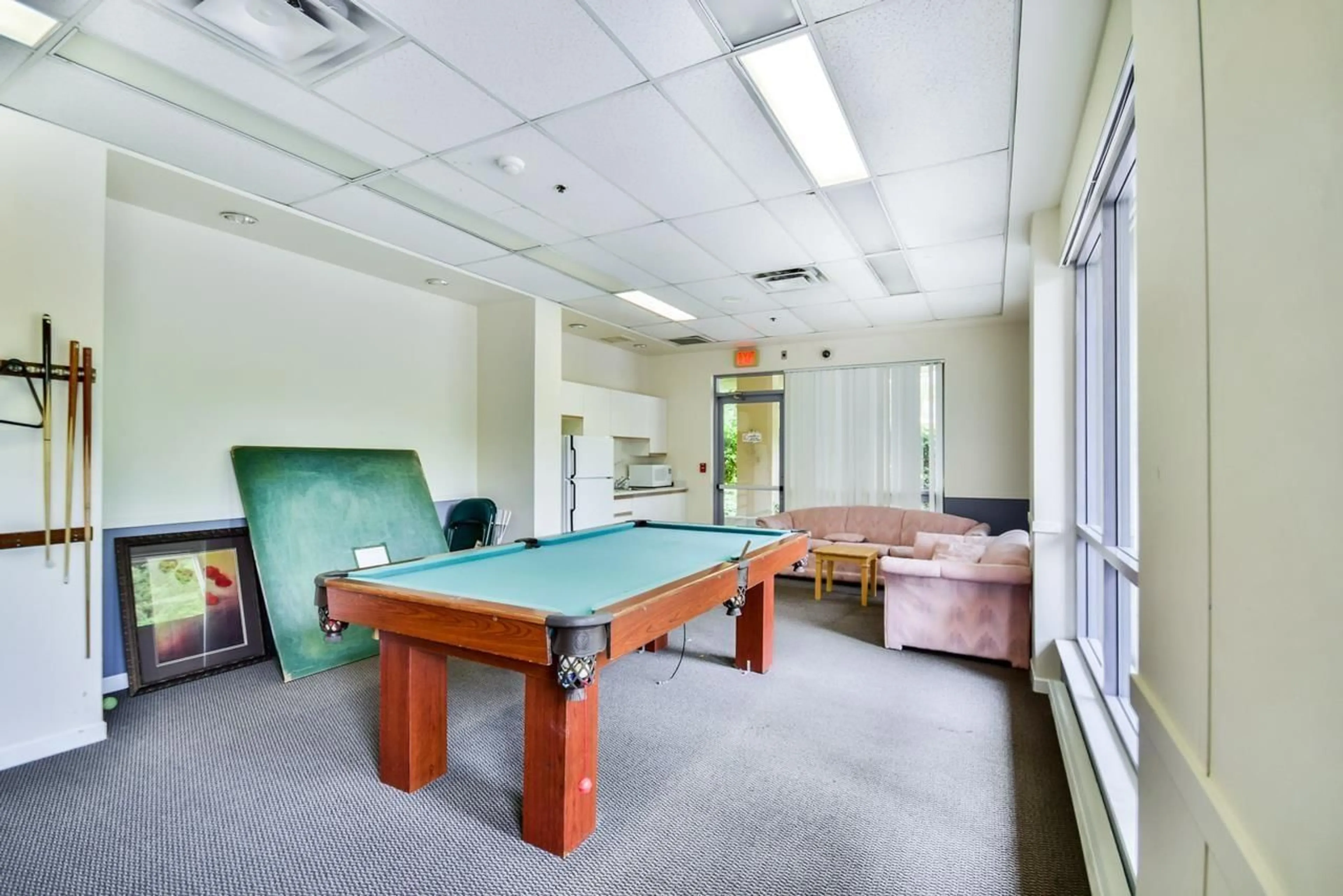 A pic of a room for 1508 - 9830 WHALLEY BOULEVARD, Surrey British Columbia V3T5S7