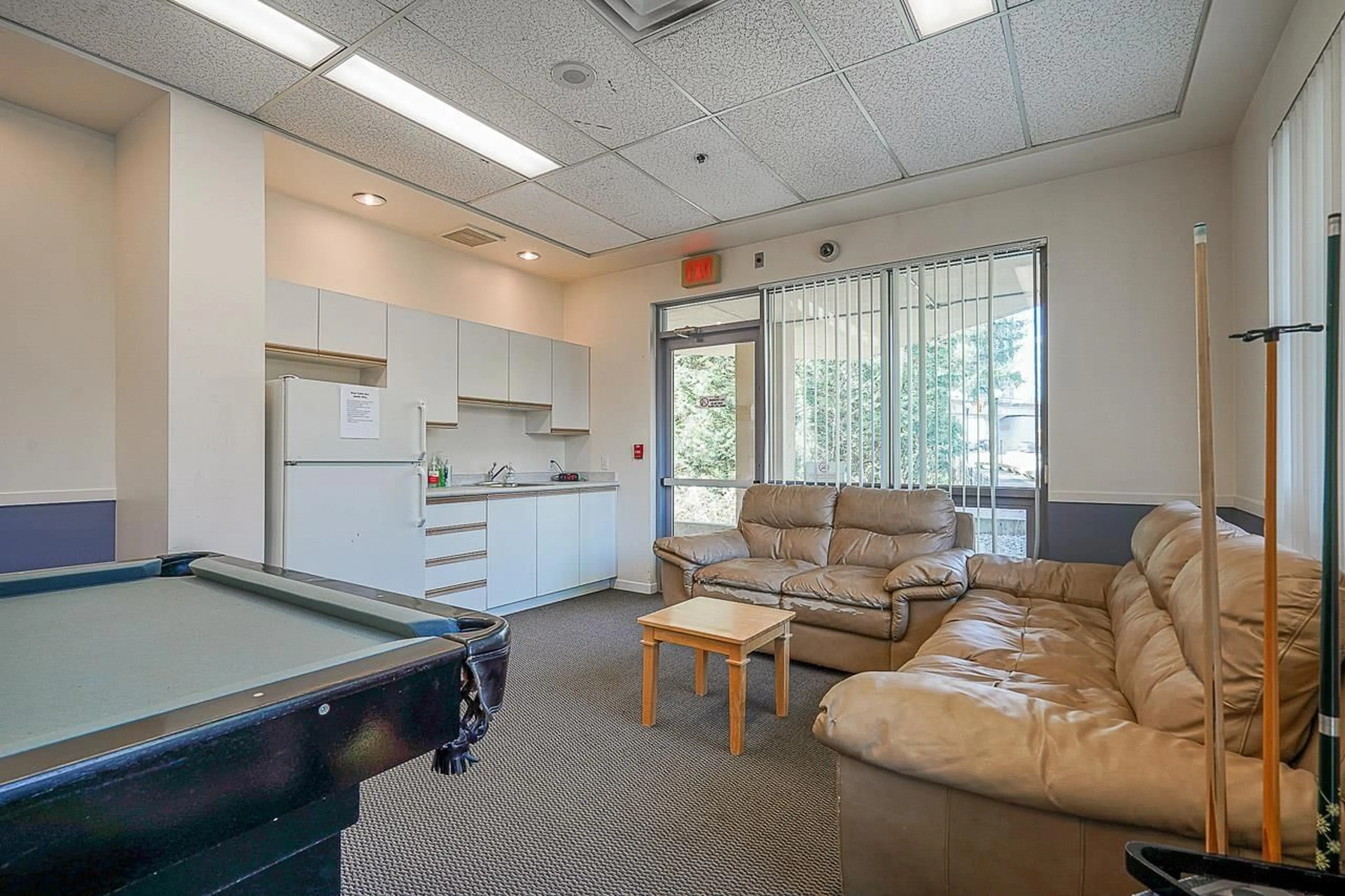 A pic of a room for 1508 - 9830 WHALLEY BOULEVARD, Surrey British Columbia V3T5S7