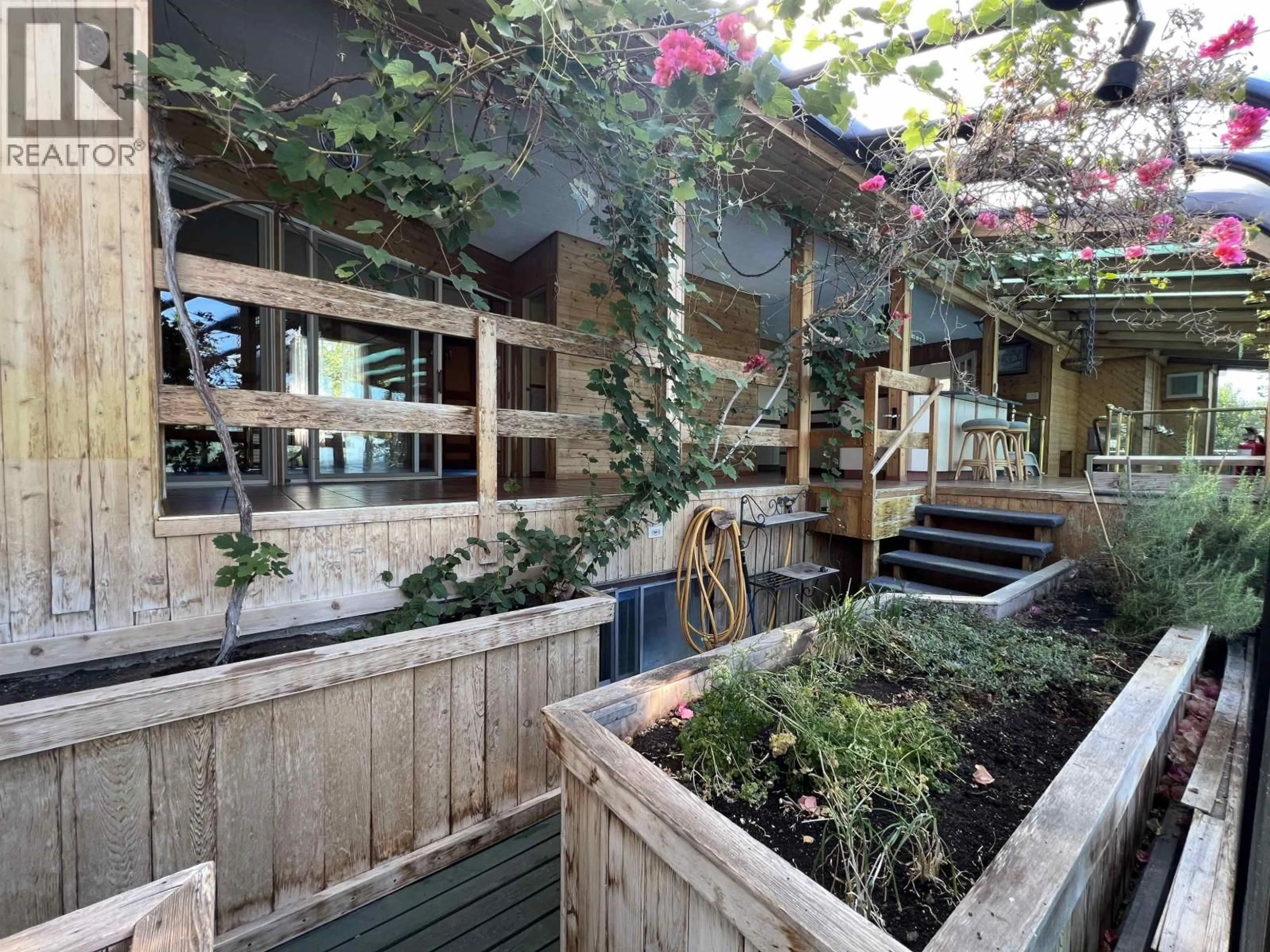 Patio, street for 5403 LIARD STREET, Fort Nelson British Columbia V0C1R0