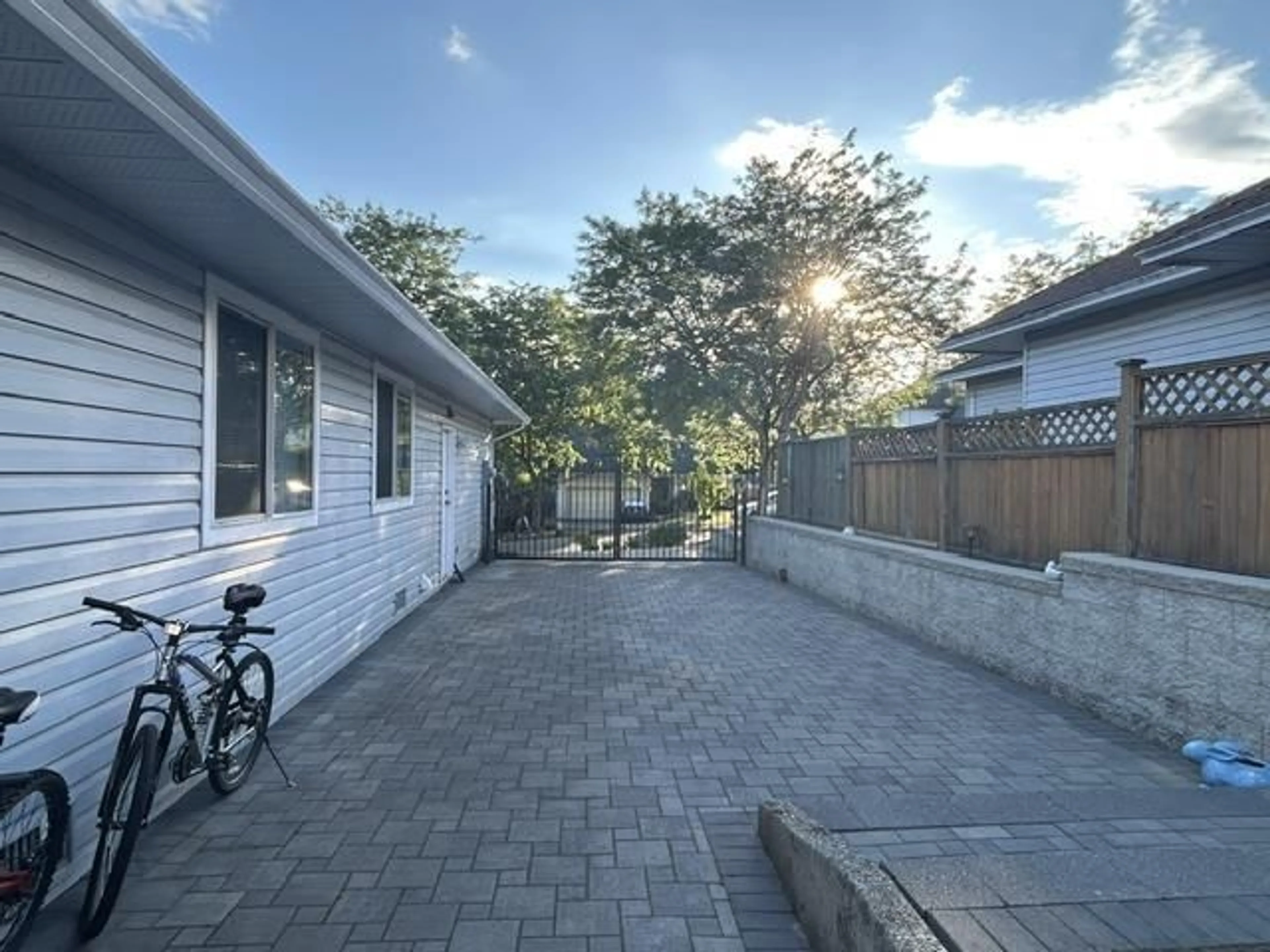 A pic from outside/outdoor area/front of a property/back of a property/a pic from drone, street for 7968 161A STREET, Surrey British Columbia V4N0K3