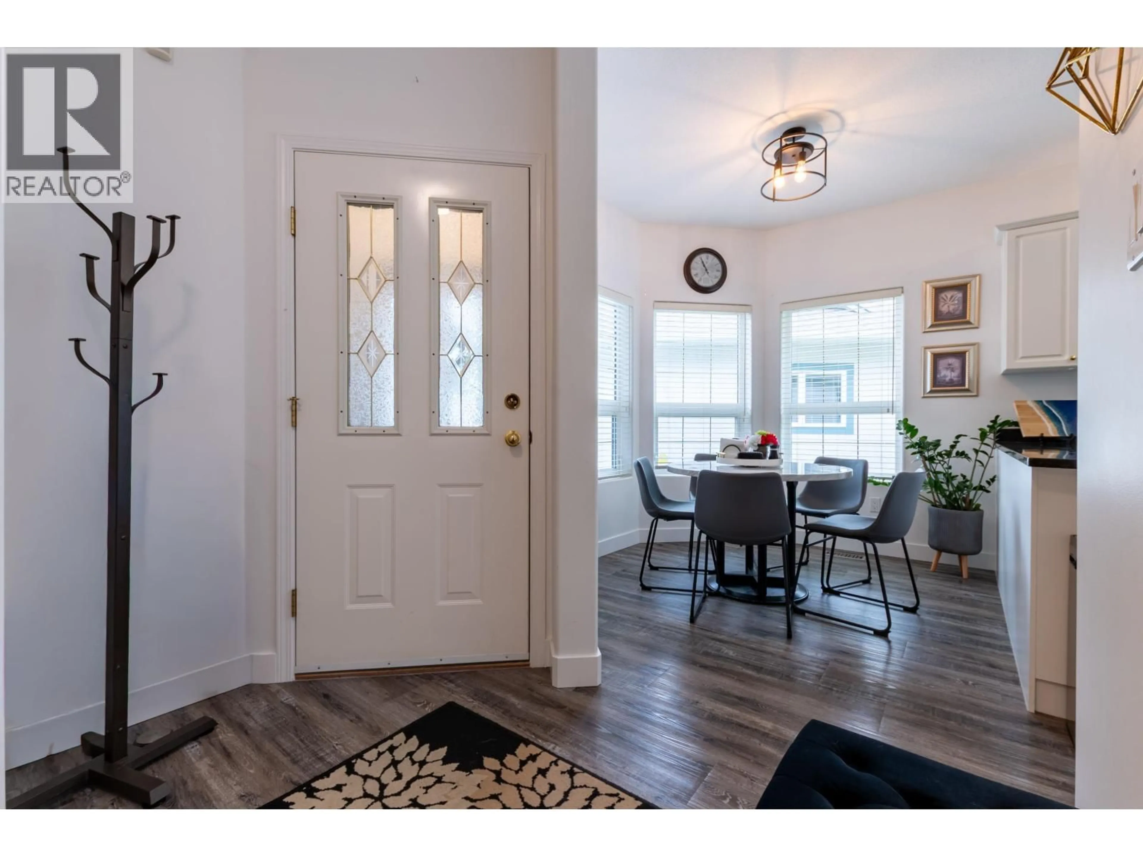 Indoor entryway for 117 - 4450 COWART ROAD, Prince George British Columbia V2N4Z5