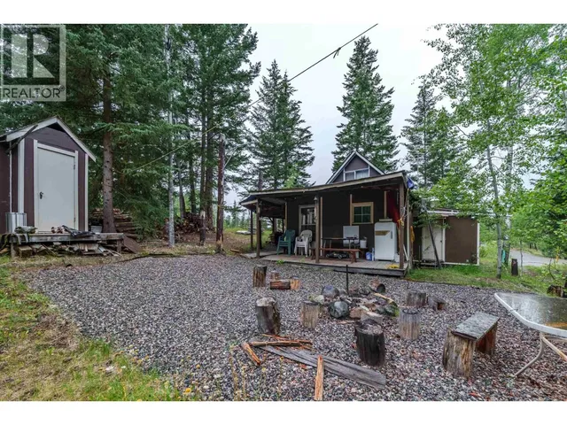 920 GREEN LAKE ROAD, 100 Mile House 2