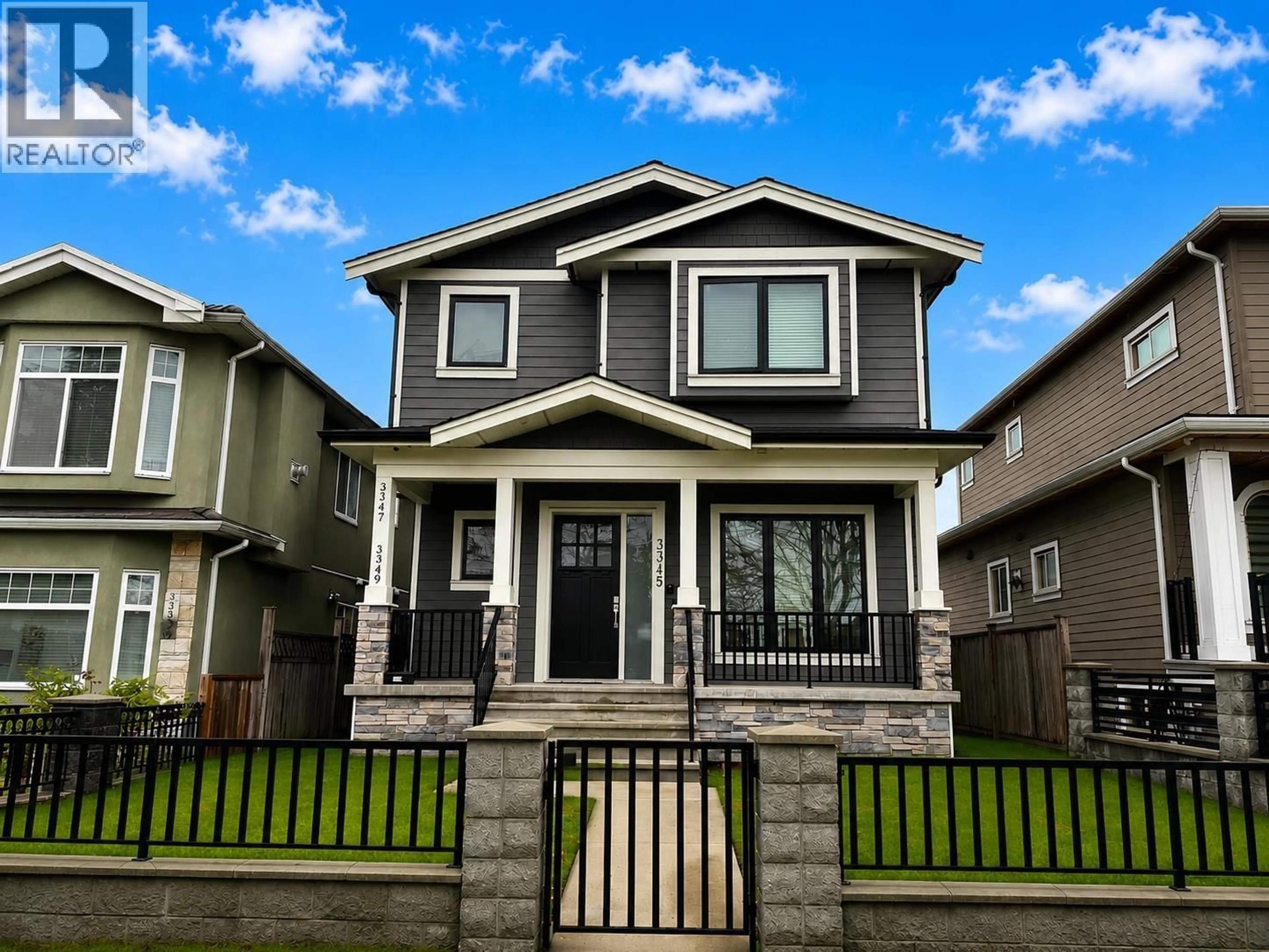 Home with vinyl exterior material, street for 3345 PARKER STREET, Vancouver British Columbia V5K2W1
