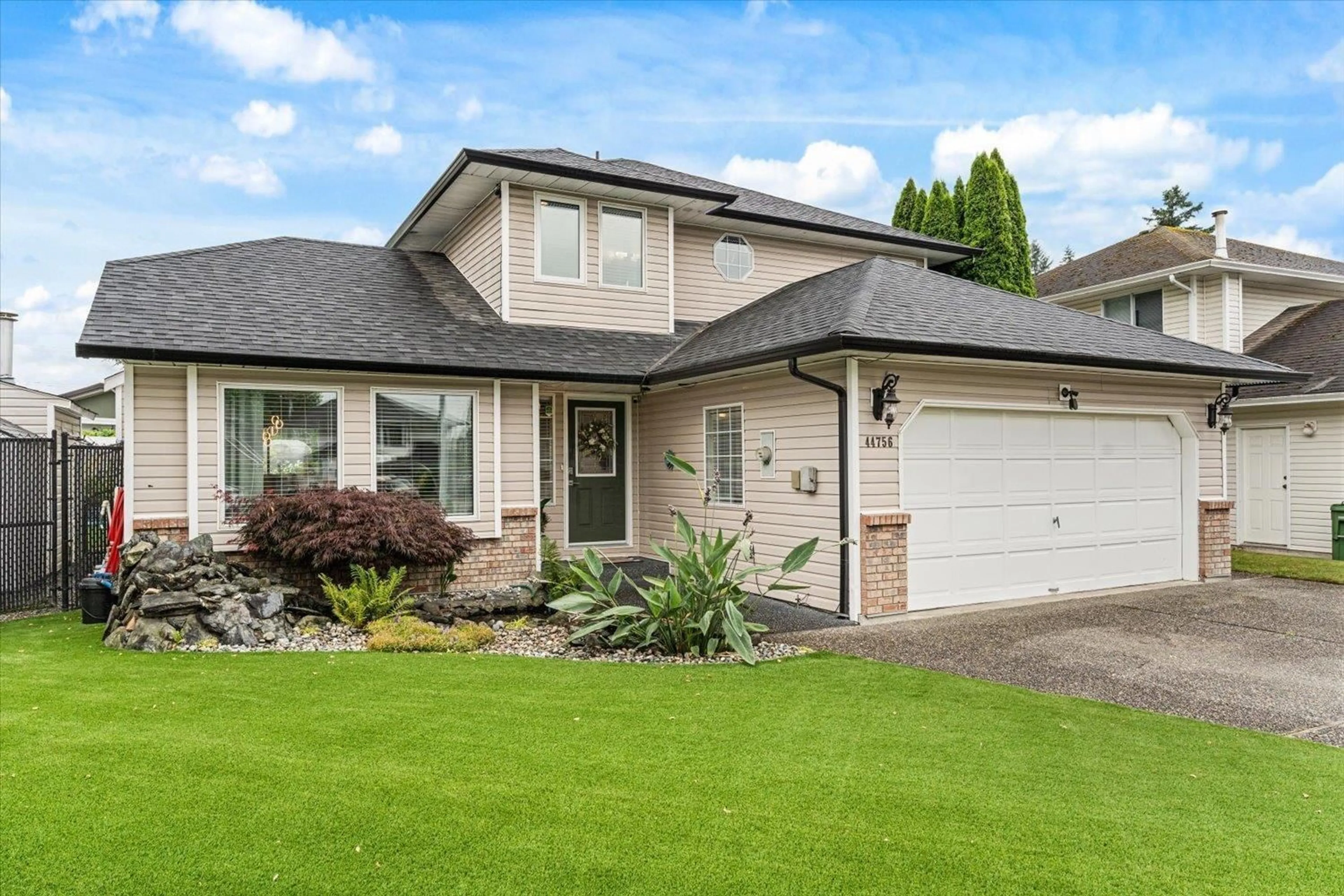 Home with vinyl exterior material, street for 44756 LANCASTER DRIVE, Chilliwack British Columbia V2R3B8