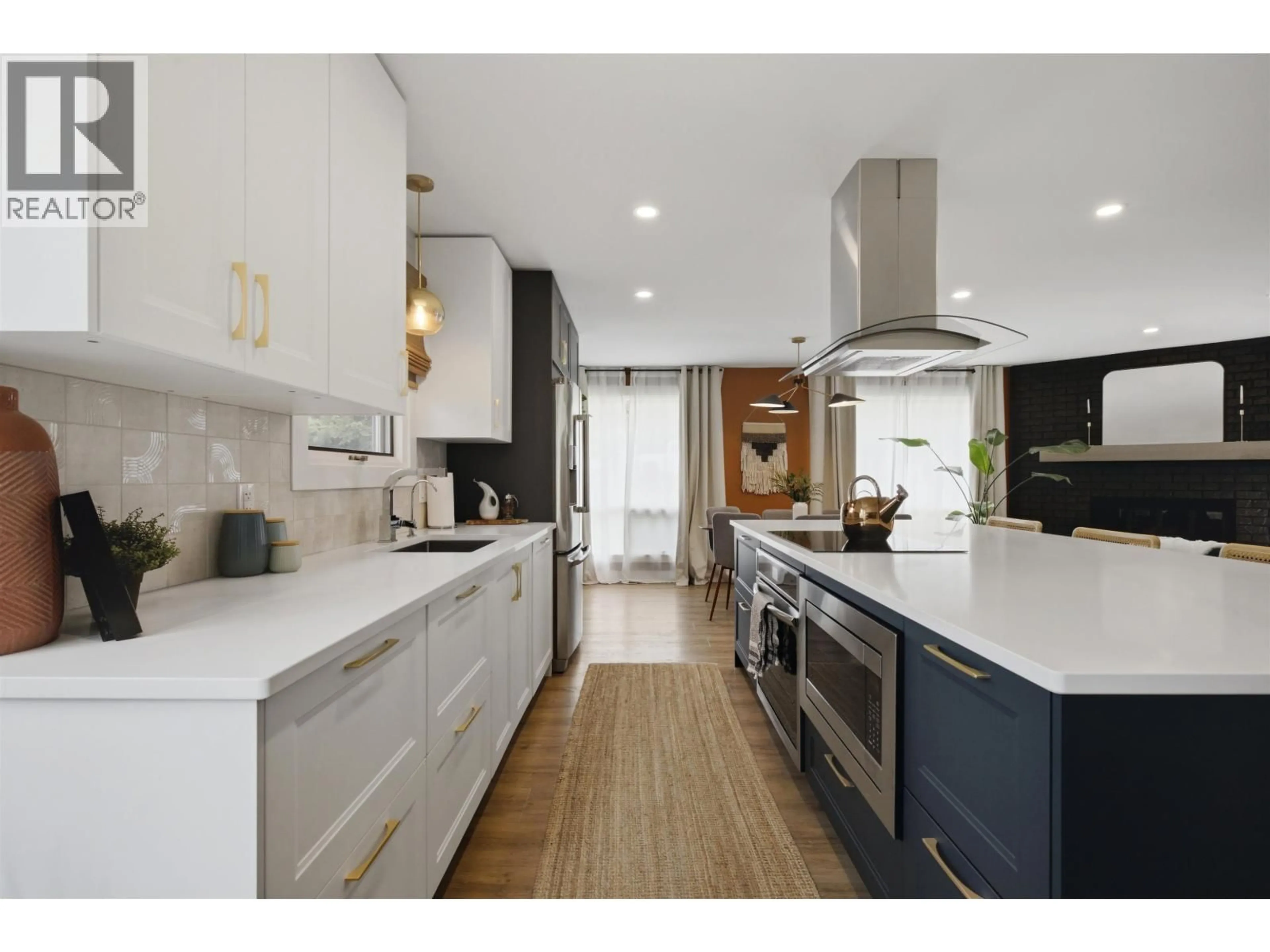 Open concept kitchen, ceramic/tile floor for 1270 RESKER PLACE, Williams Lake British Columbia V2G4H9