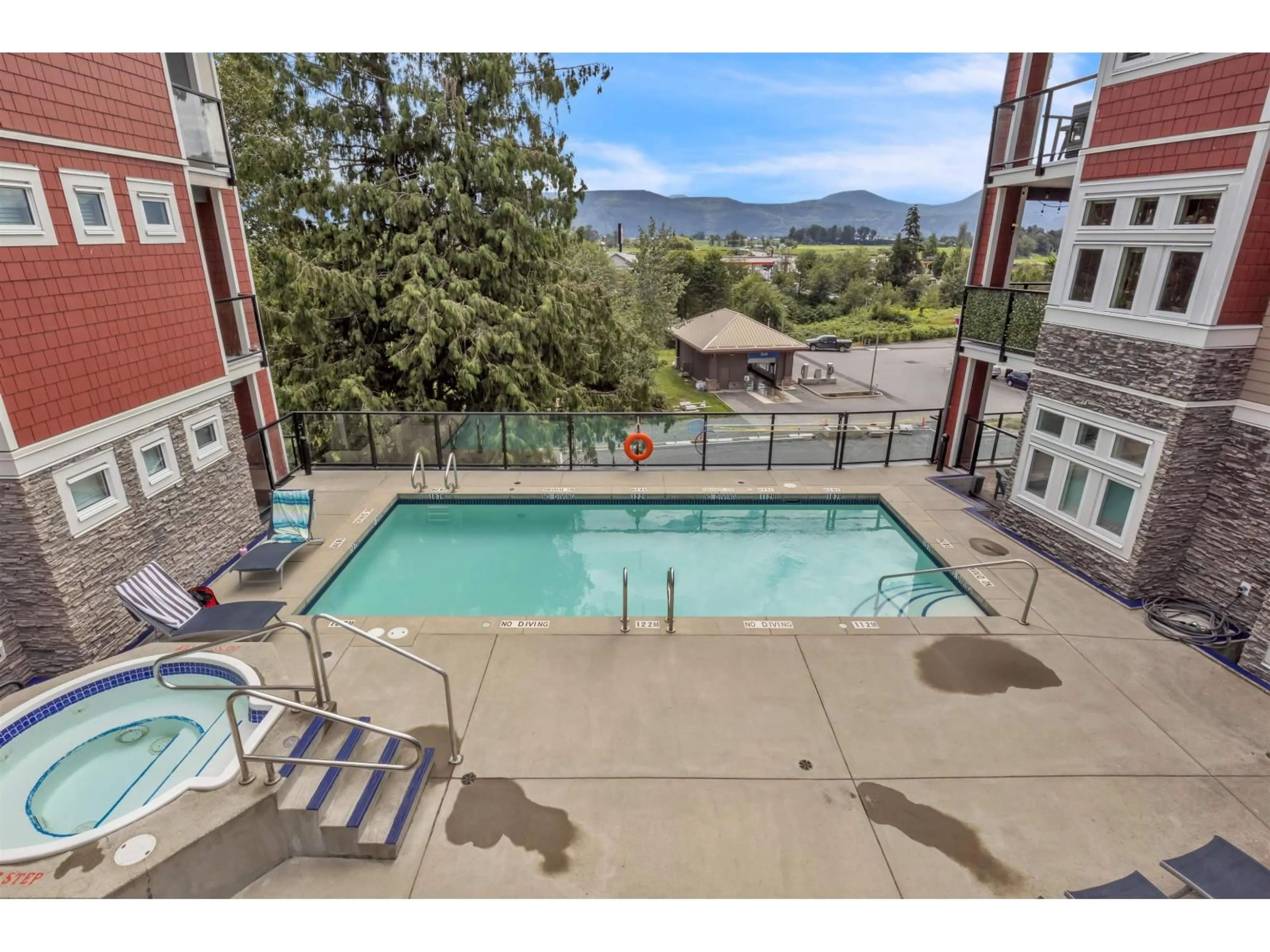Pool for 115 - 2242 WHATCOM ROAD, Abbotsford British Columbia V3G0G3