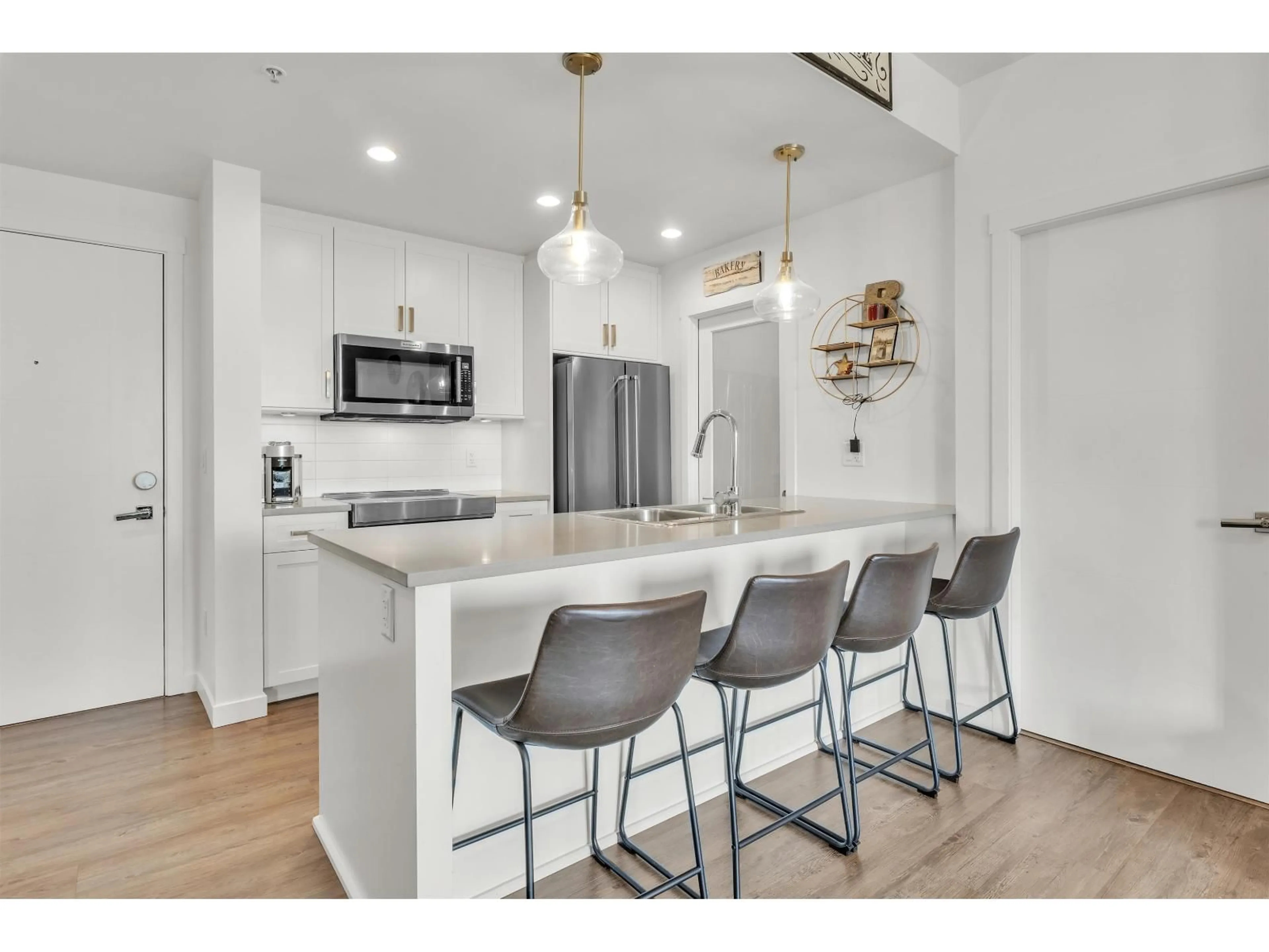 Open concept kitchen, unknown for 115 - 2242 WHATCOM ROAD, Abbotsford British Columbia V3G0G3