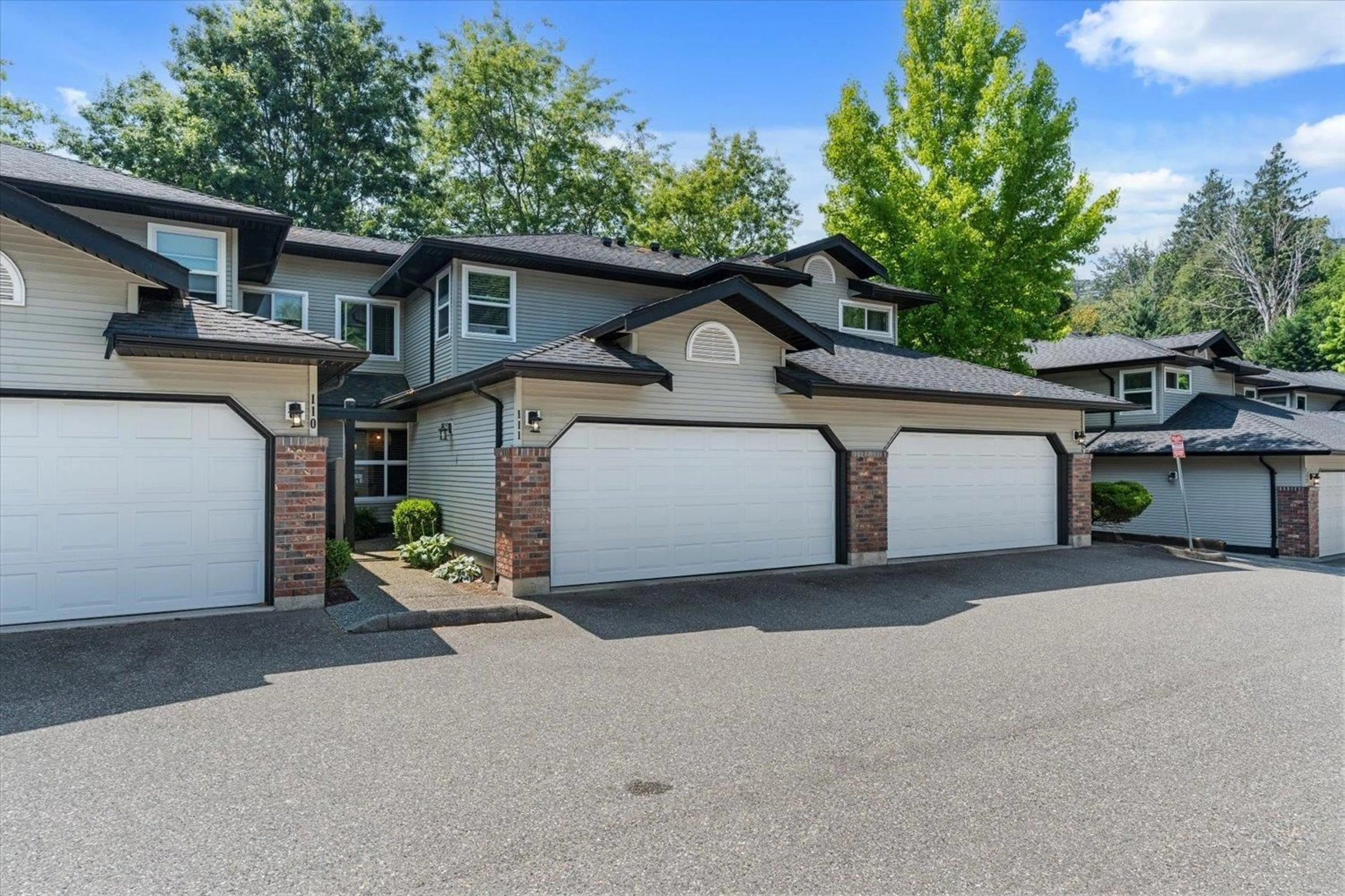 Unknown for 111 - 36060 OLD YALE ROAD, Abbotsford British Columbia V3G2E9