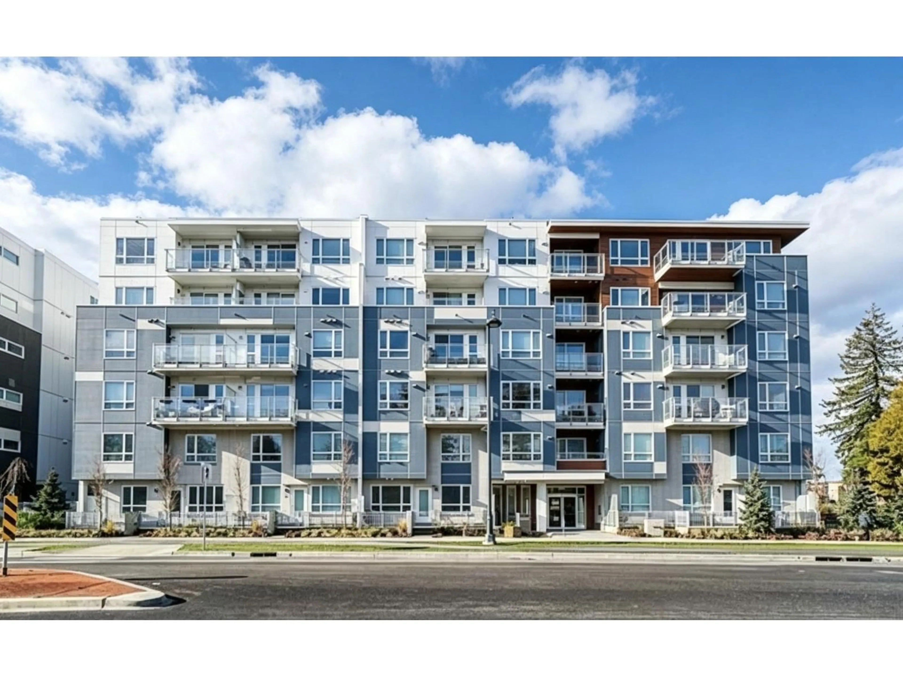 Unknown for 312 - 10603 140 STREET, Surrey British Columbia V3T0M8