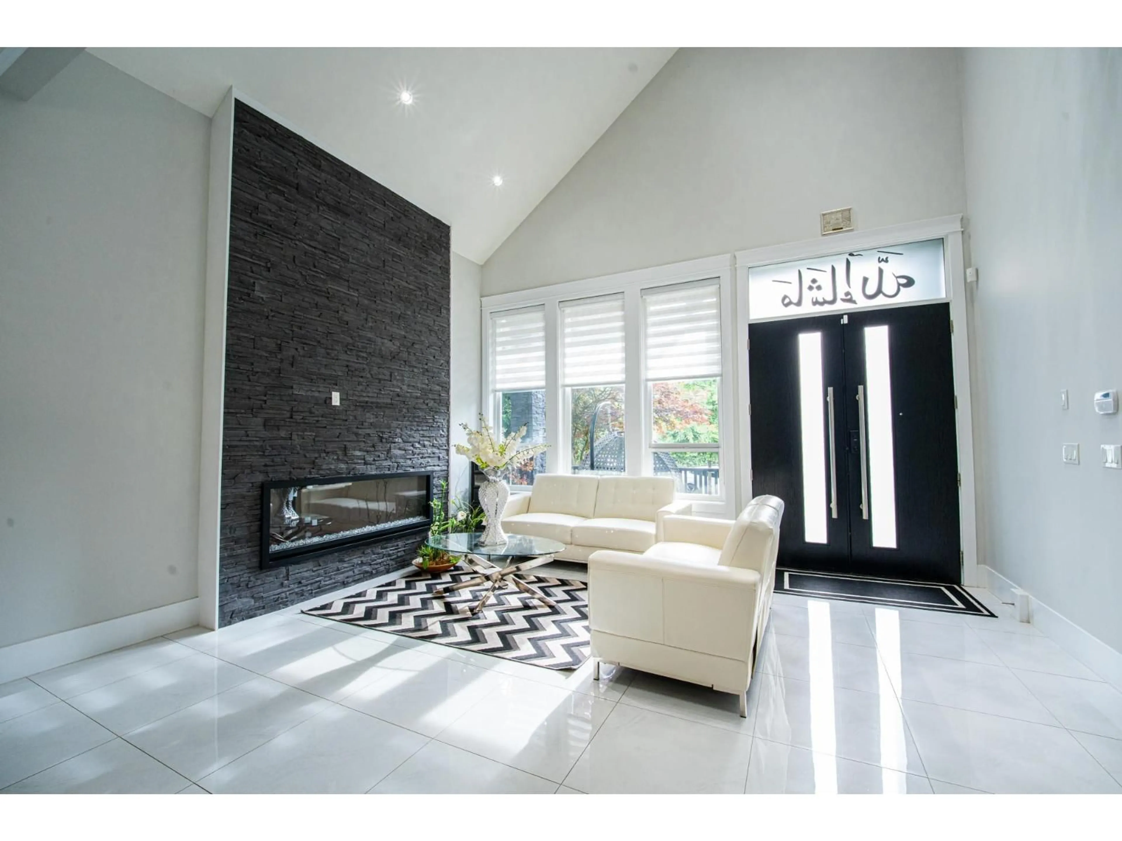 Unknown for 6176 140 STREET, Surrey British Columbia V3X1C9