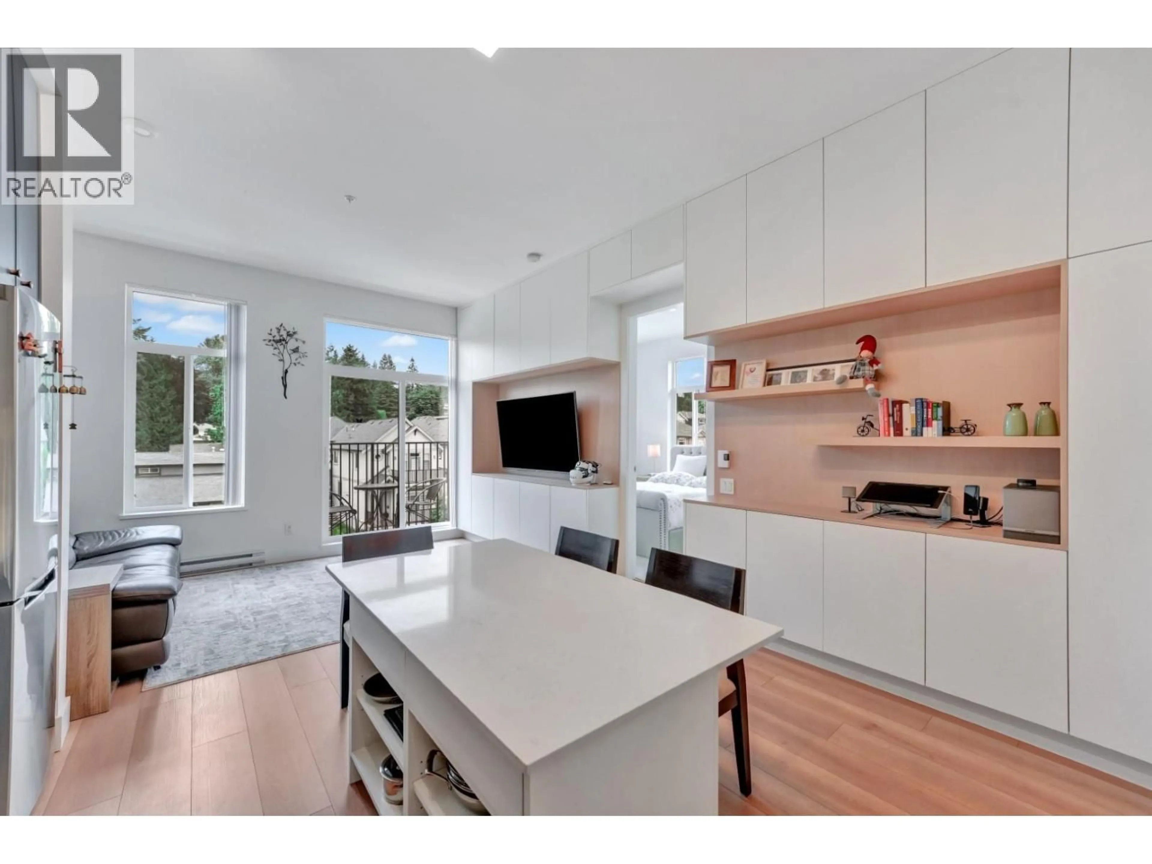 Open concept kitchen, wood/laminate floor for 404 - 718 EDGAR AVENUE, Coquitlam British Columbia V3K0H2