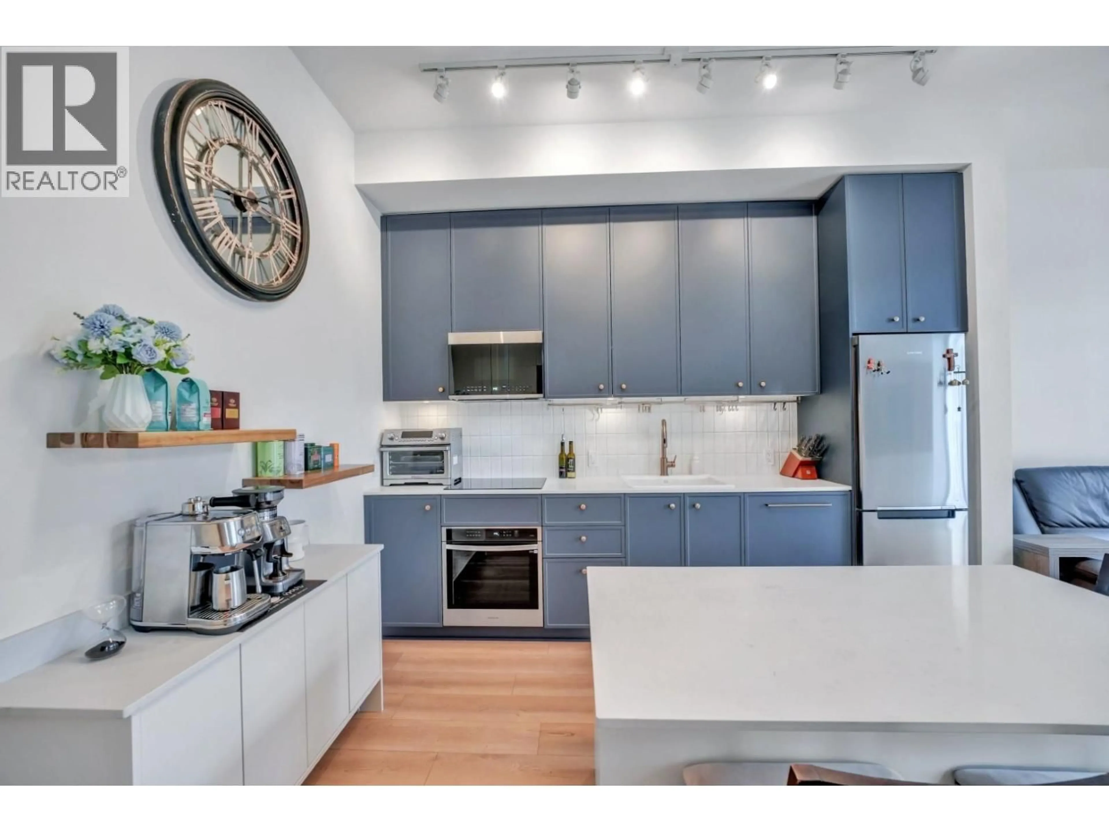 Open concept kitchen, unknown for 404 - 718 EDGAR AVENUE, Coquitlam British Columbia V3K0H2