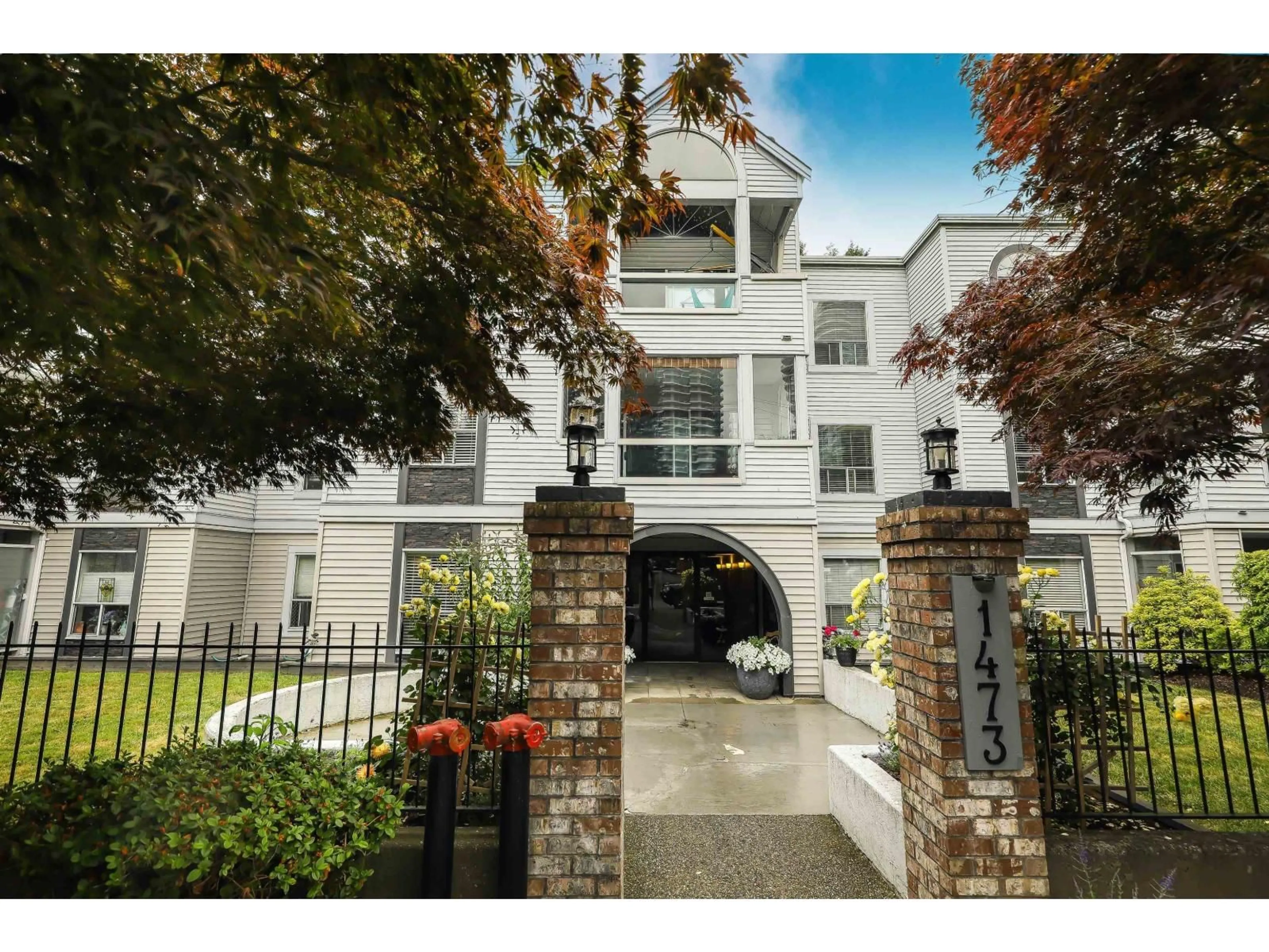 Unknown for 206 - 1473 BLACKWOOD STREET, White Rock British Columbia V4B3V6