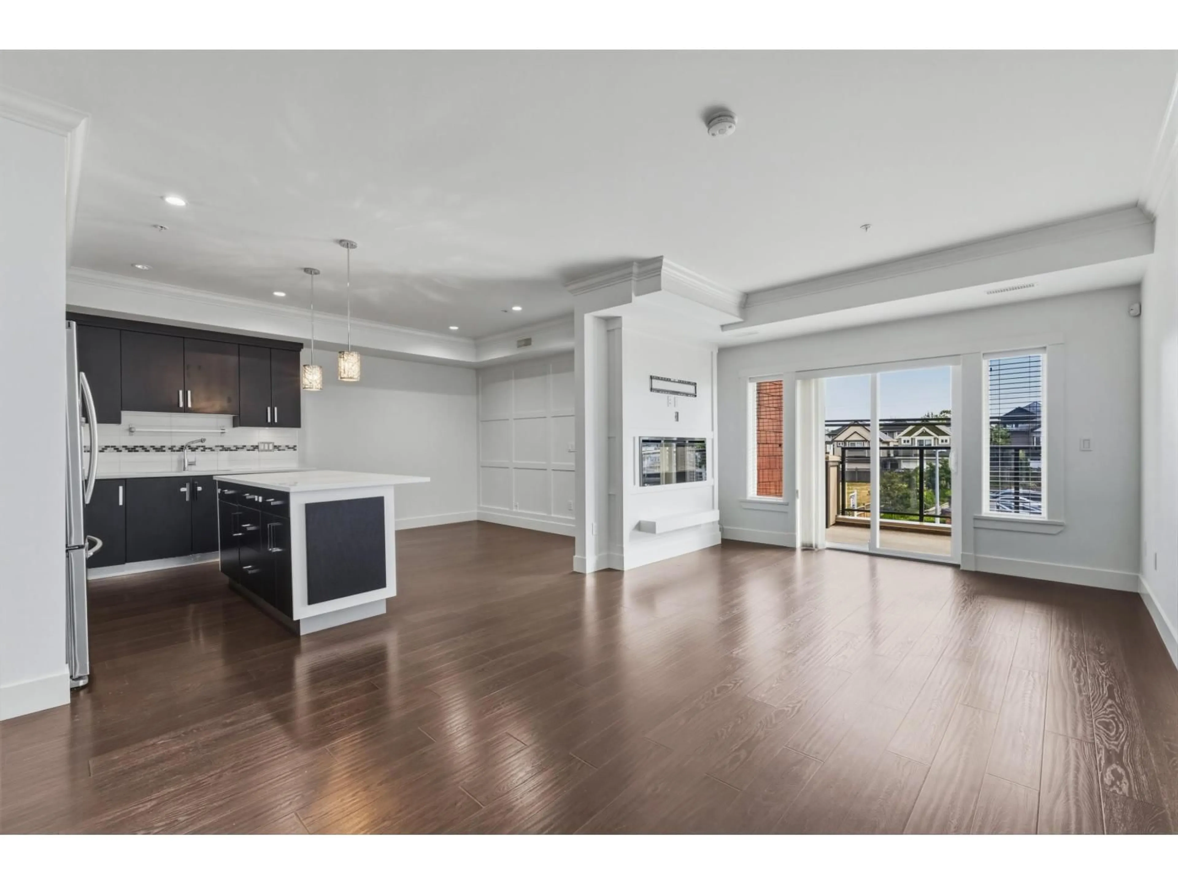 Open concept kitchen, unknown for 211 - 14885 60 AVENUE, Surrey British Columbia V3S1R8