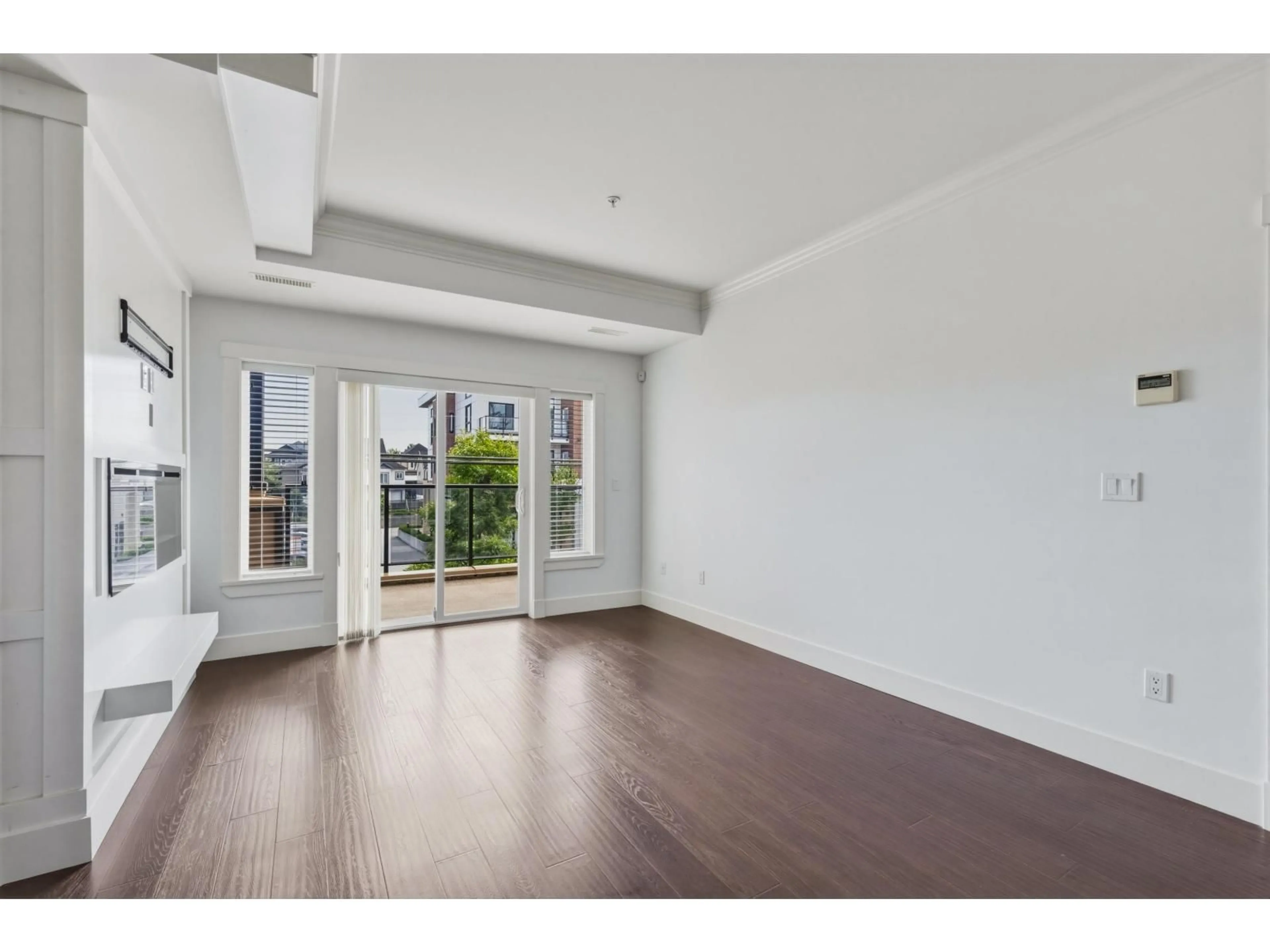 A pic of a room for 211 - 14885 60 AVENUE, Surrey British Columbia V3S1R8