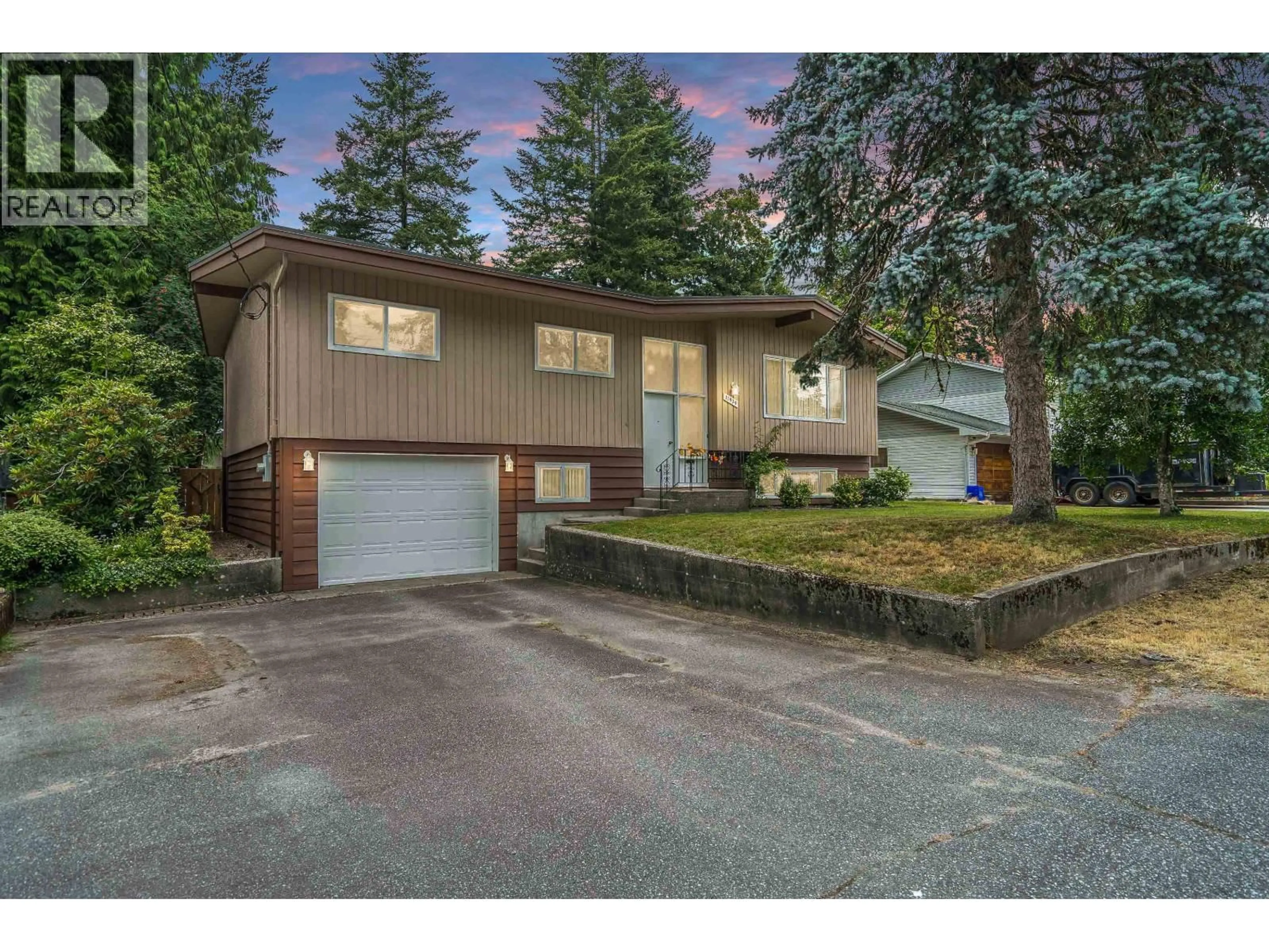 Home with vinyl exterior material, street for 11939 HALL STREET, Maple Ridge British Columbia V2X5L9