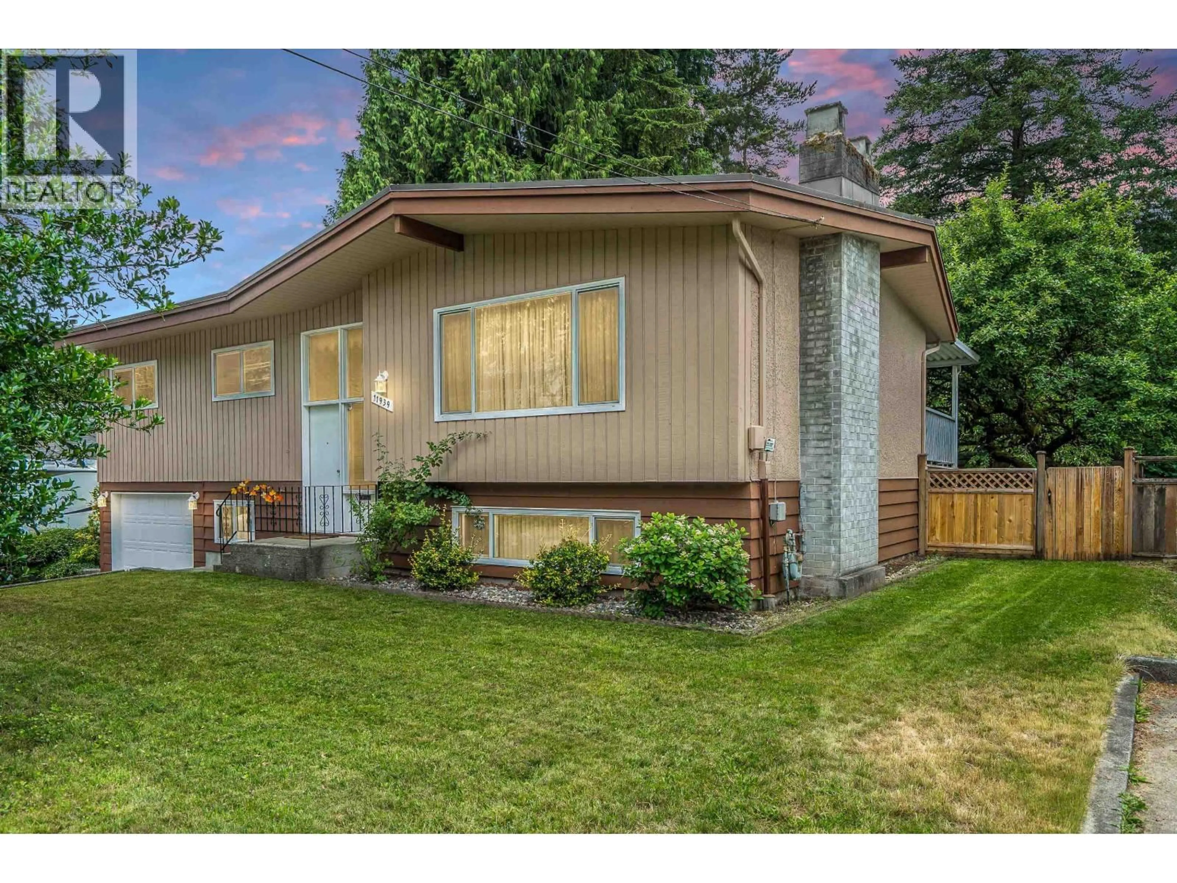 Home with vinyl exterior material, street for 11939 HALL STREET, Maple Ridge British Columbia V2X5L9