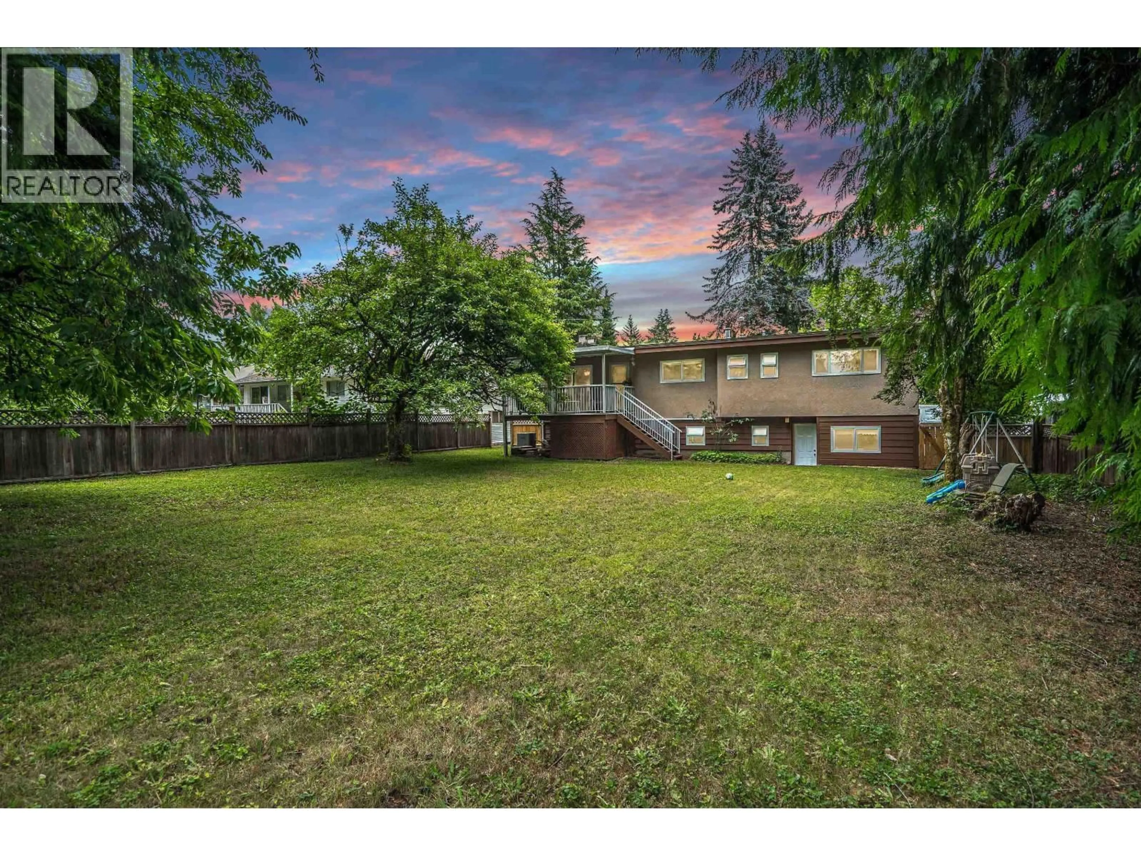 A pic from outside/outdoor area/front of a property/back of a property/a pic from drone, unknown for 11939 HALL STREET, Maple Ridge British Columbia V2X5L9