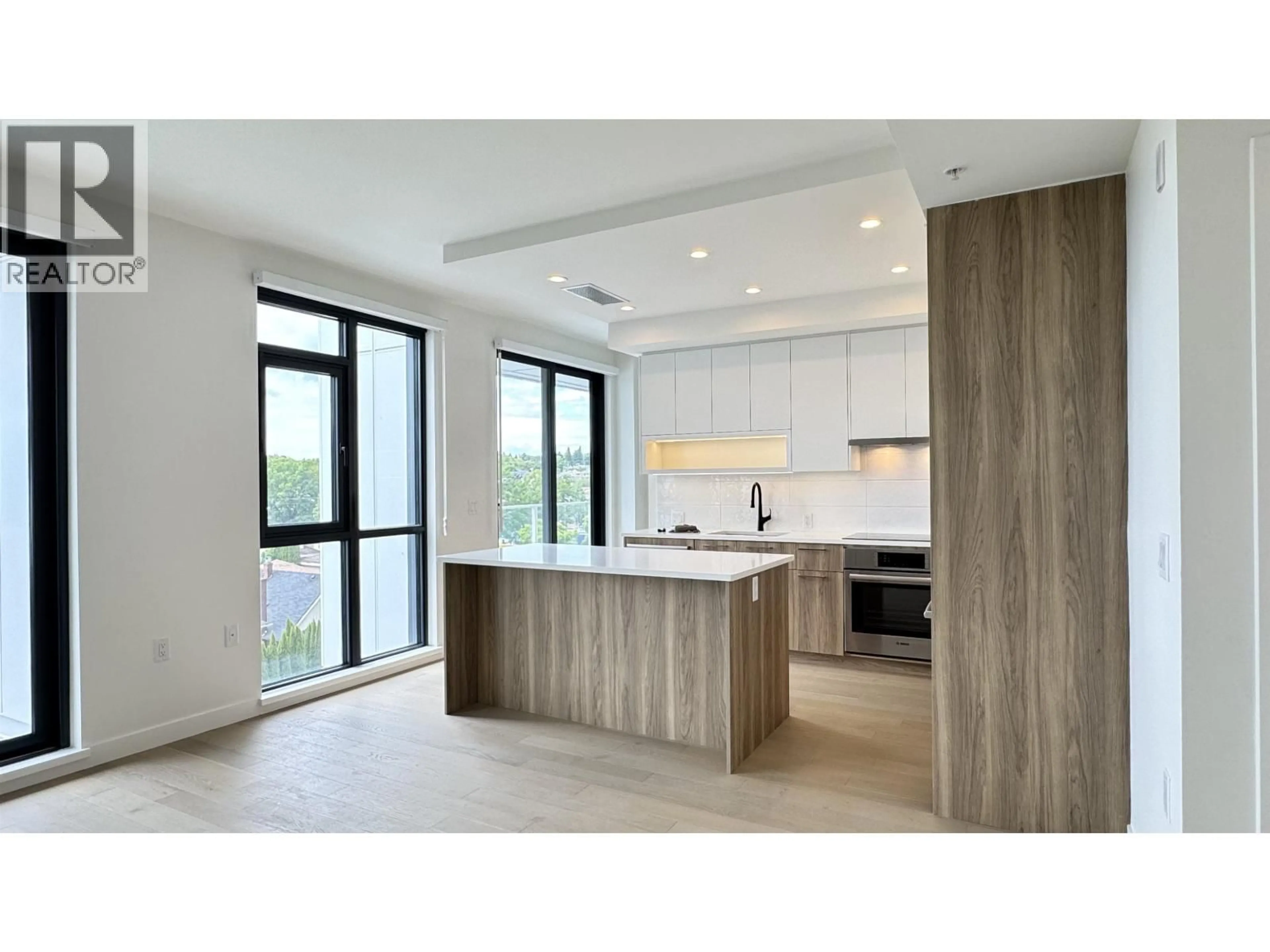 Open concept kitchen, unknown for 604 - 8398 OAK STREET, Vancouver British Columbia V6P0L9