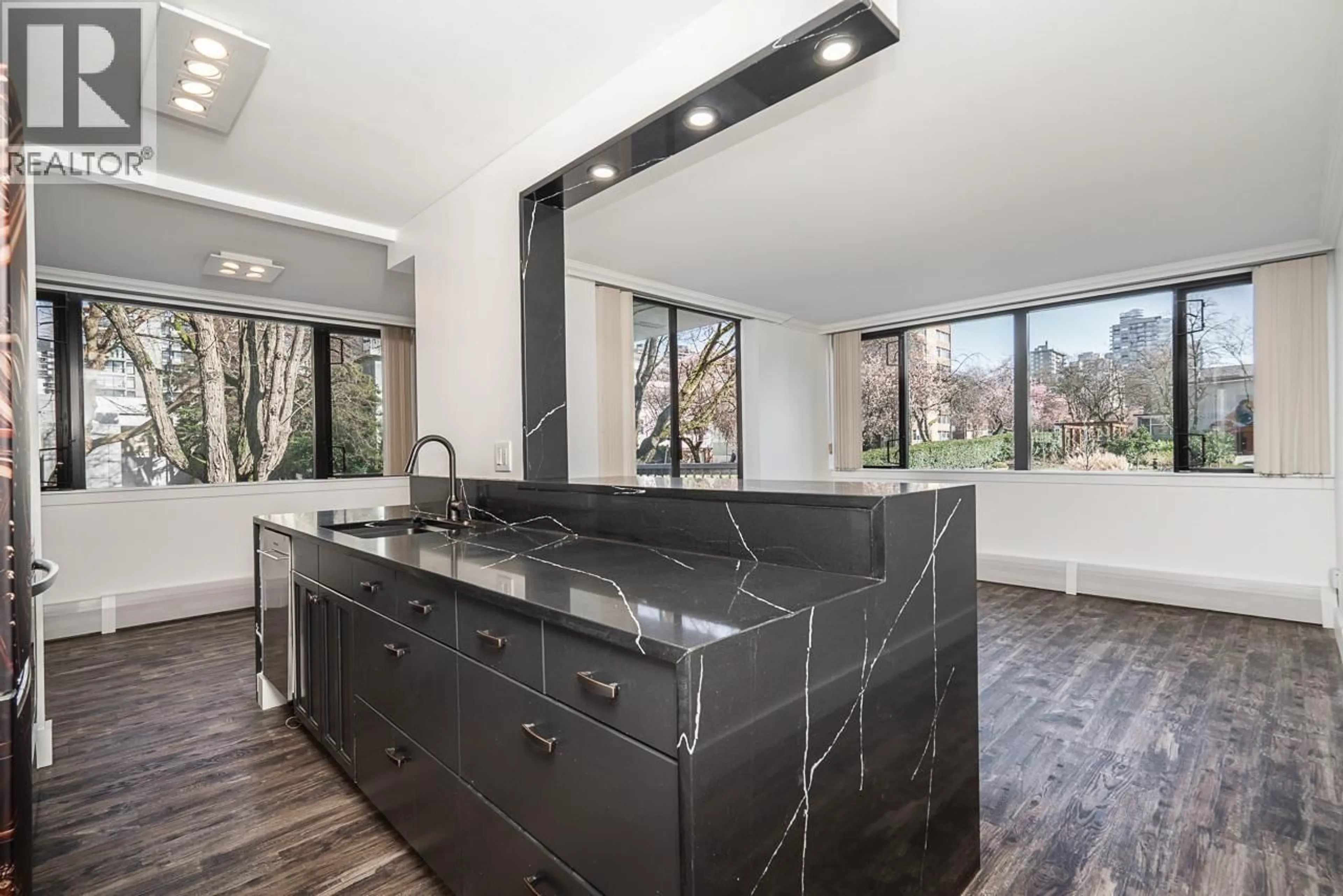 Open concept kitchen, ceramic/tile floor for 204 - 1740 COMOX STREET, Vancouver British Columbia V6G2Z1