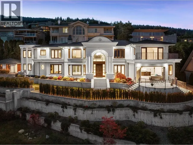 1365 WHITBY ROAD, West Vancouver 2