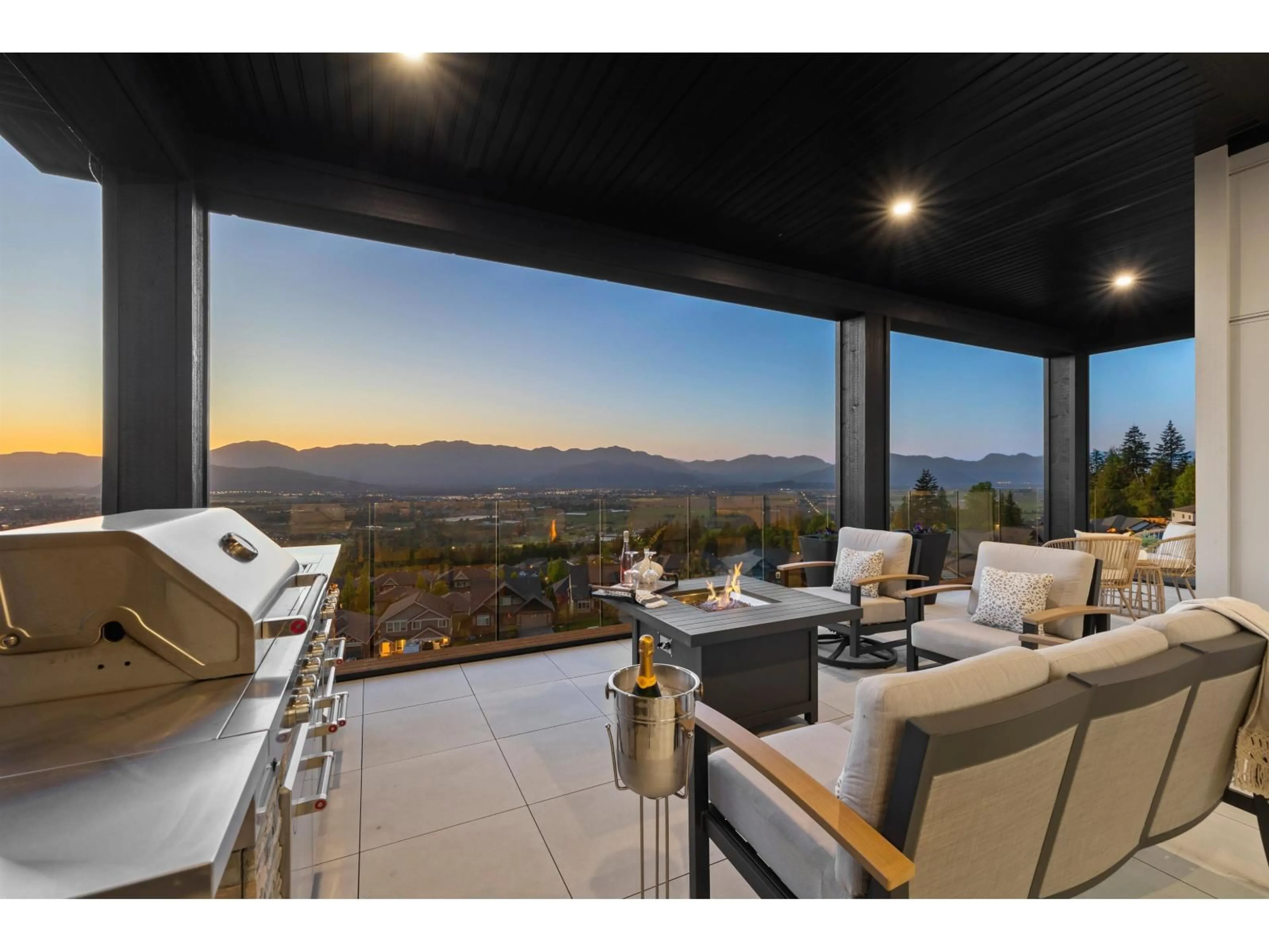 Unknown for 5487 MACLACHLAN PLACE, Chilliwack British Columbia V2R0P3