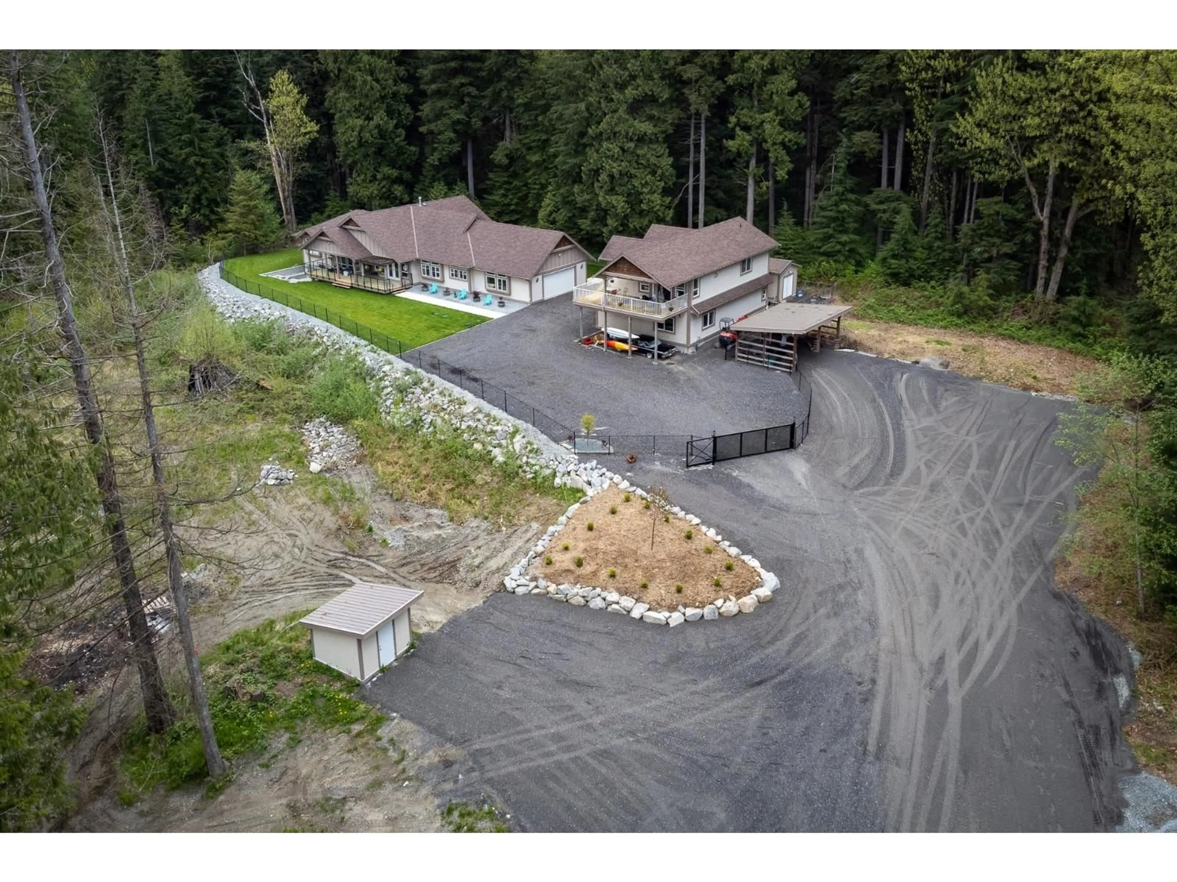 A pic from outside/outdoor area/front of a property/back of a property/a pic from drone, unknown for 12156 BELL STREET, Mission British Columbia V4S1C3