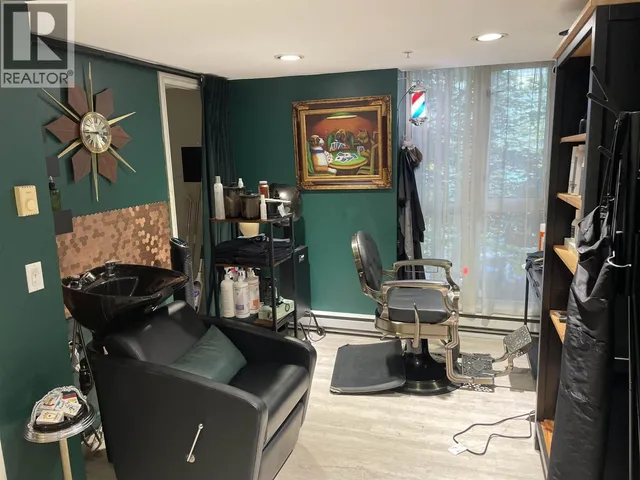 891 HELMCKEN STREET, Vancouver 5