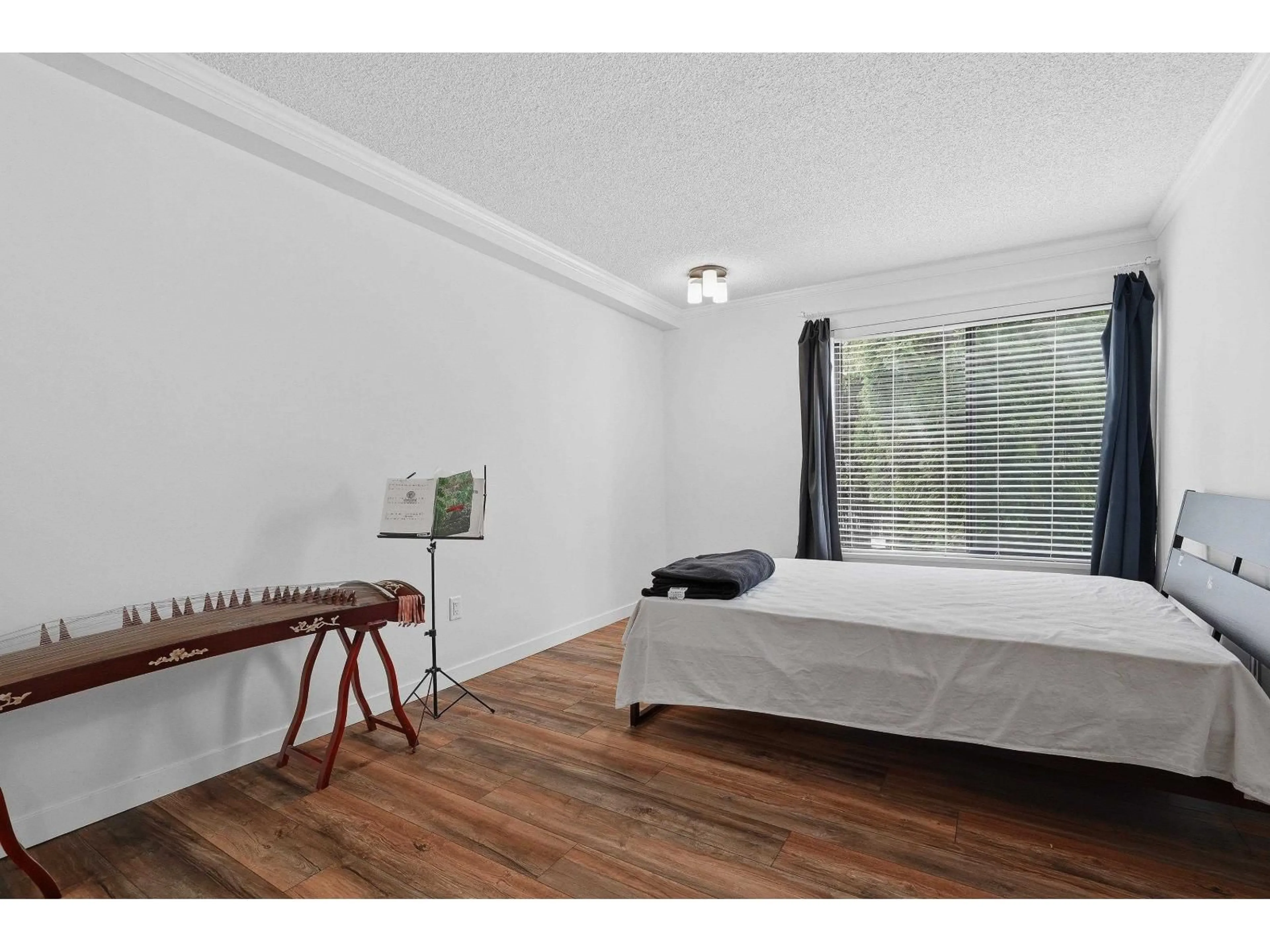 A pic of a room for 104 - 1437 FOSTER STREET, White Rock British Columbia V4B3X6