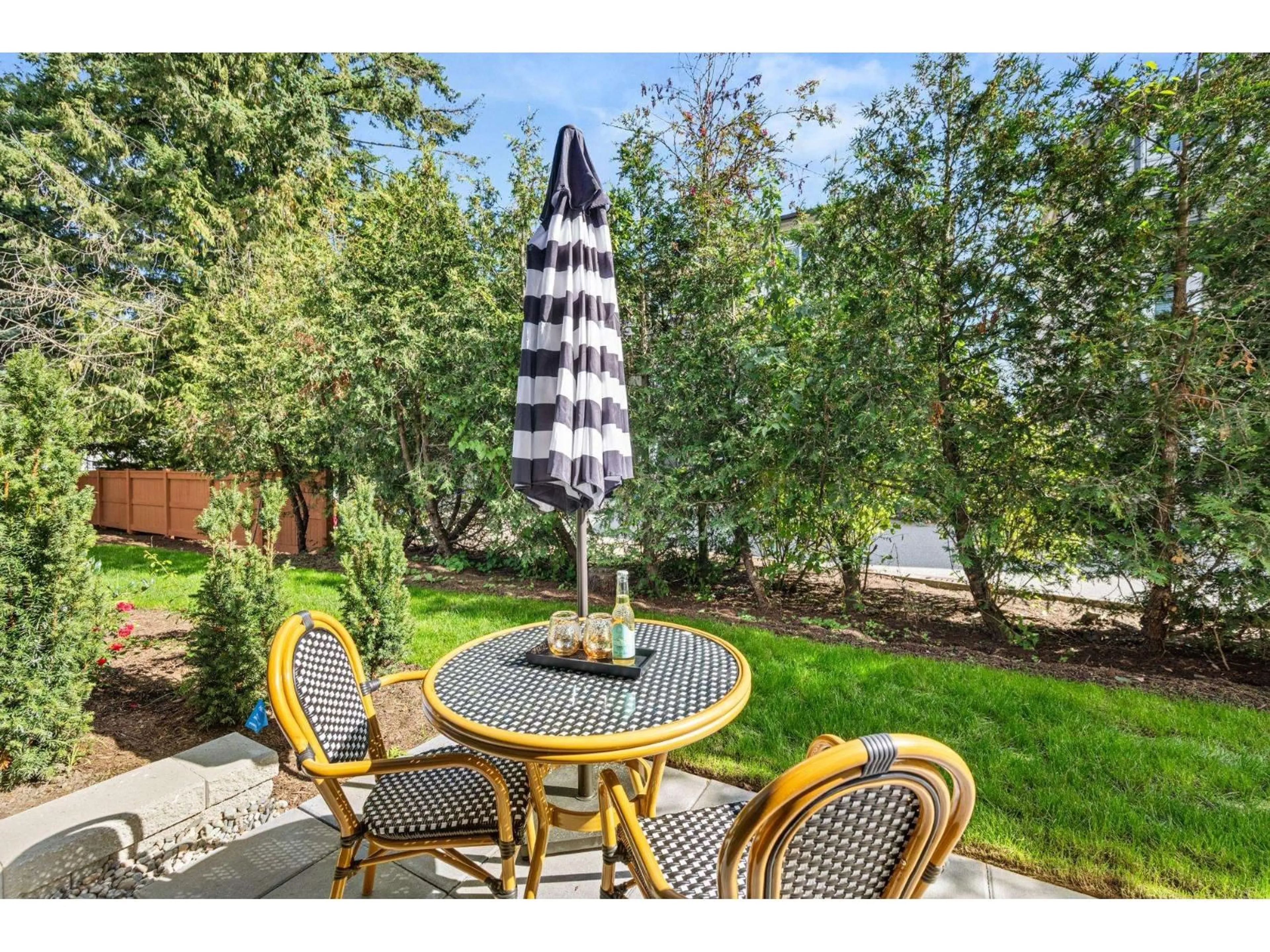 Patio, water/lake/river/ocean view for 4 - 20926 83 AVENUE, Langley British Columbia V2Y3Y9