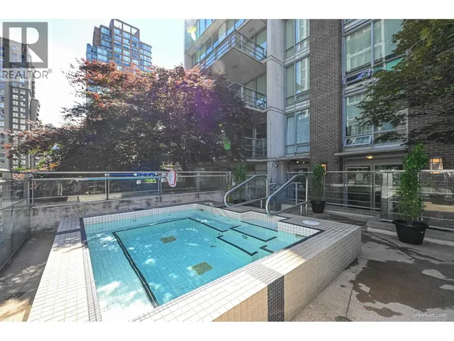 1107 - 565 SMITHE STREET, Vancouver 2