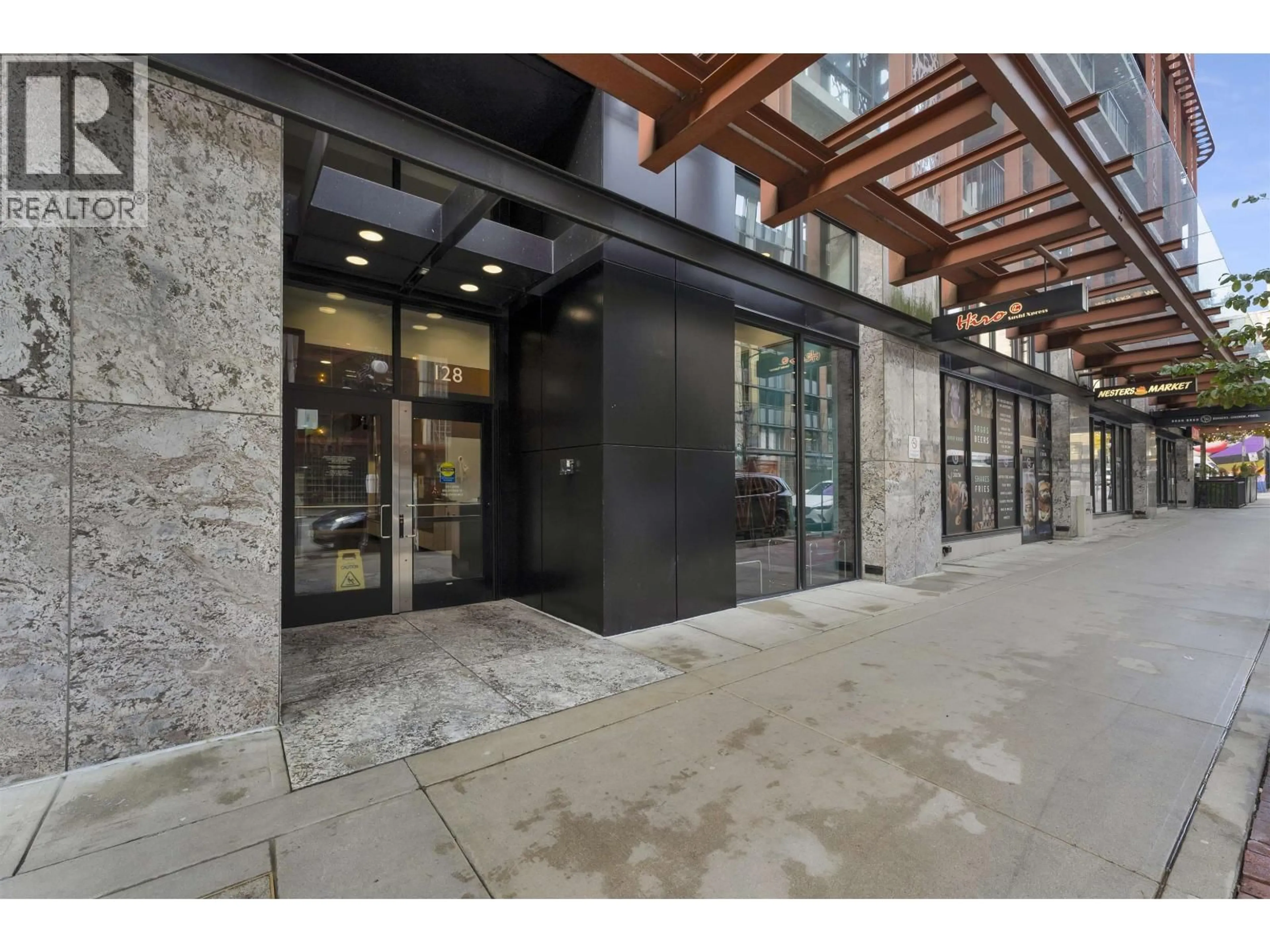 Indoor foyer for 202 - 128 CORDOVA STREET, Vancouver British Columbia V6B0E6