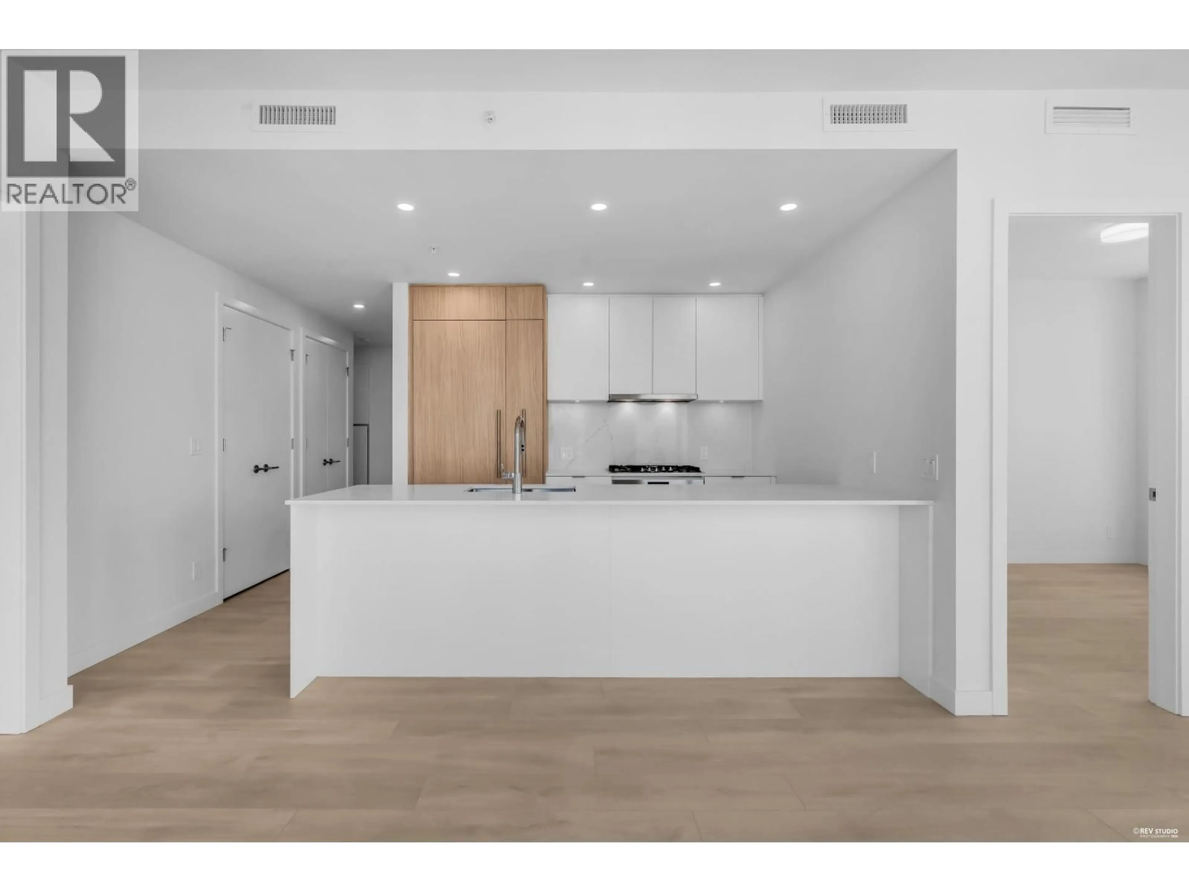 Open concept kitchen, unknown for 3104 - 537 COTTONWOOD AVENUE, Coquitlam British Columbia V3J0S4
