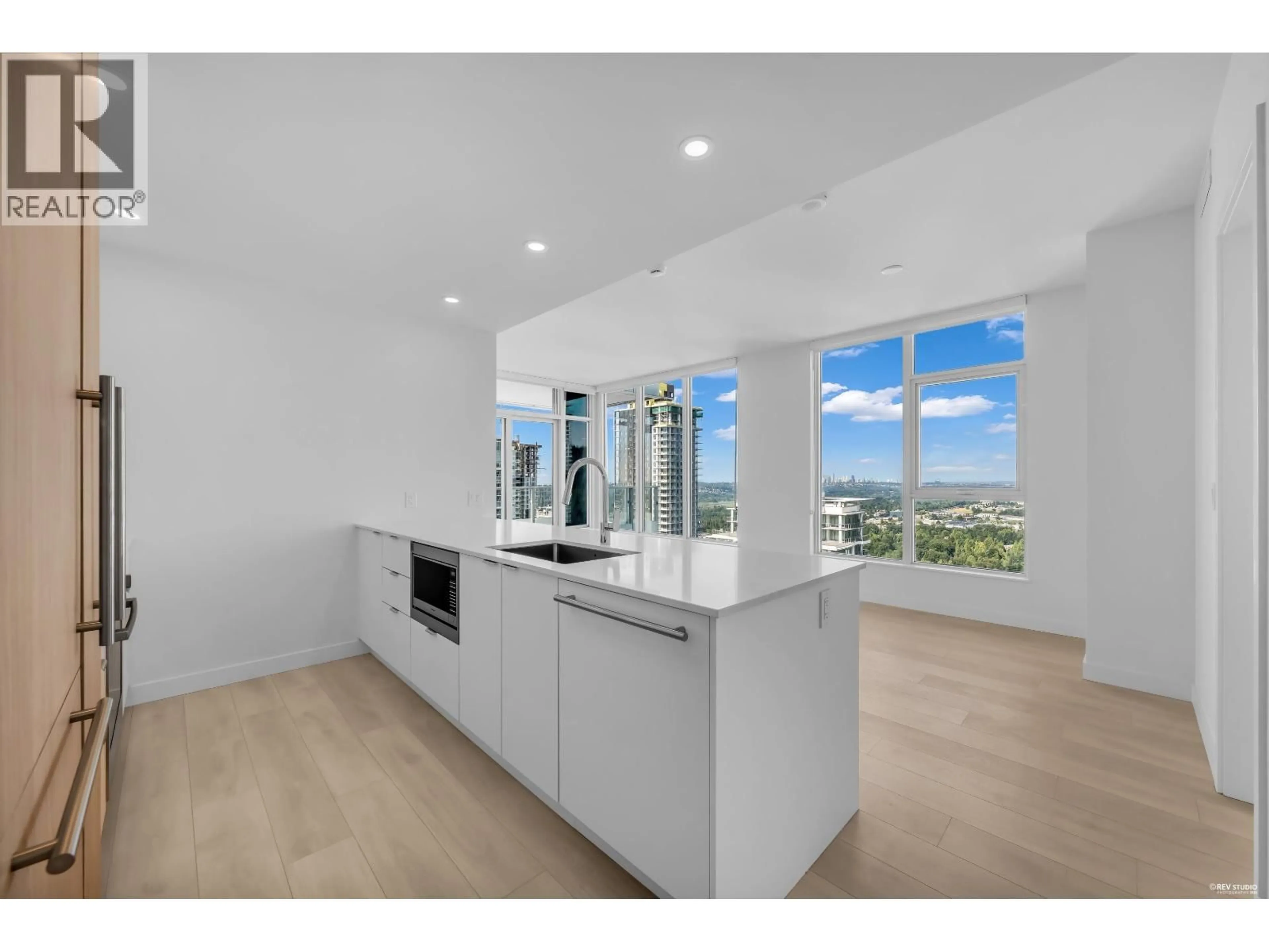 Open concept kitchen, unknown for 3104 - 537 COTTONWOOD AVENUE, Coquitlam British Columbia V3J0S4