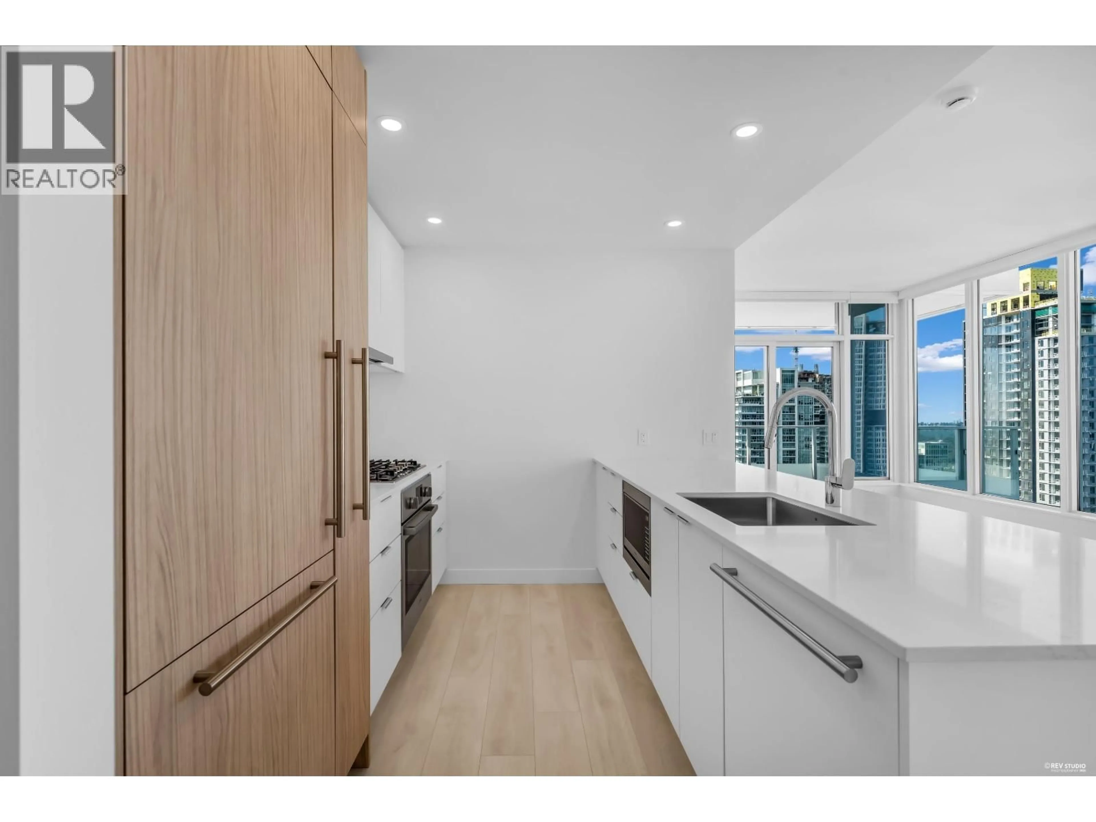 Open concept kitchen, unknown for 3104 - 537 COTTONWOOD AVENUE, Coquitlam British Columbia V3J0S4