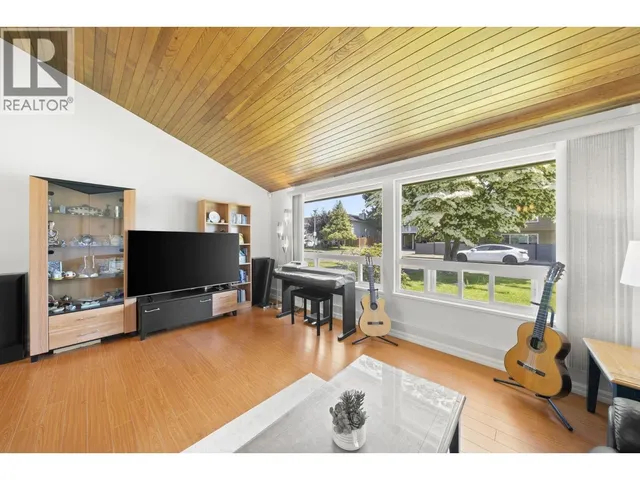 10311 HOLLYMOUNT DRIVE, Richmond 2
