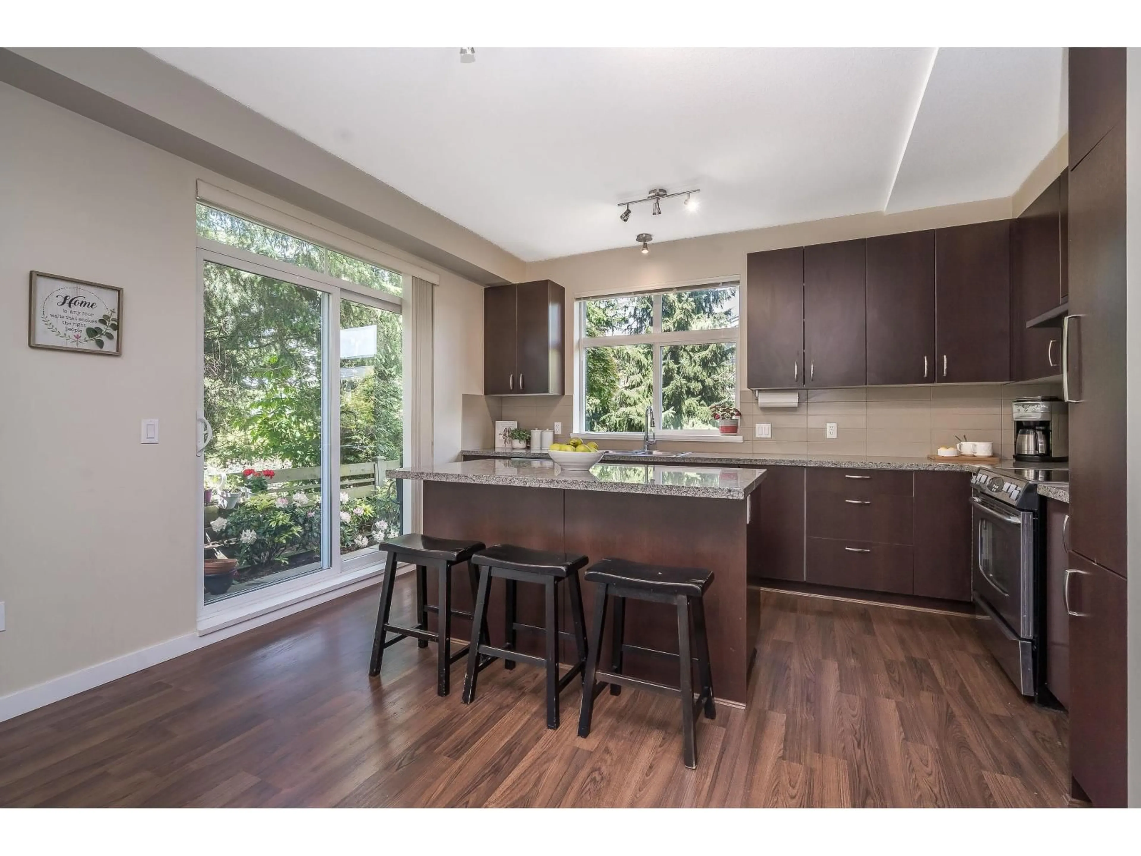 Open concept kitchen, wood/laminate floor for 123 - 2729 158 STREET, Surrey British Columbia V3Z1P4