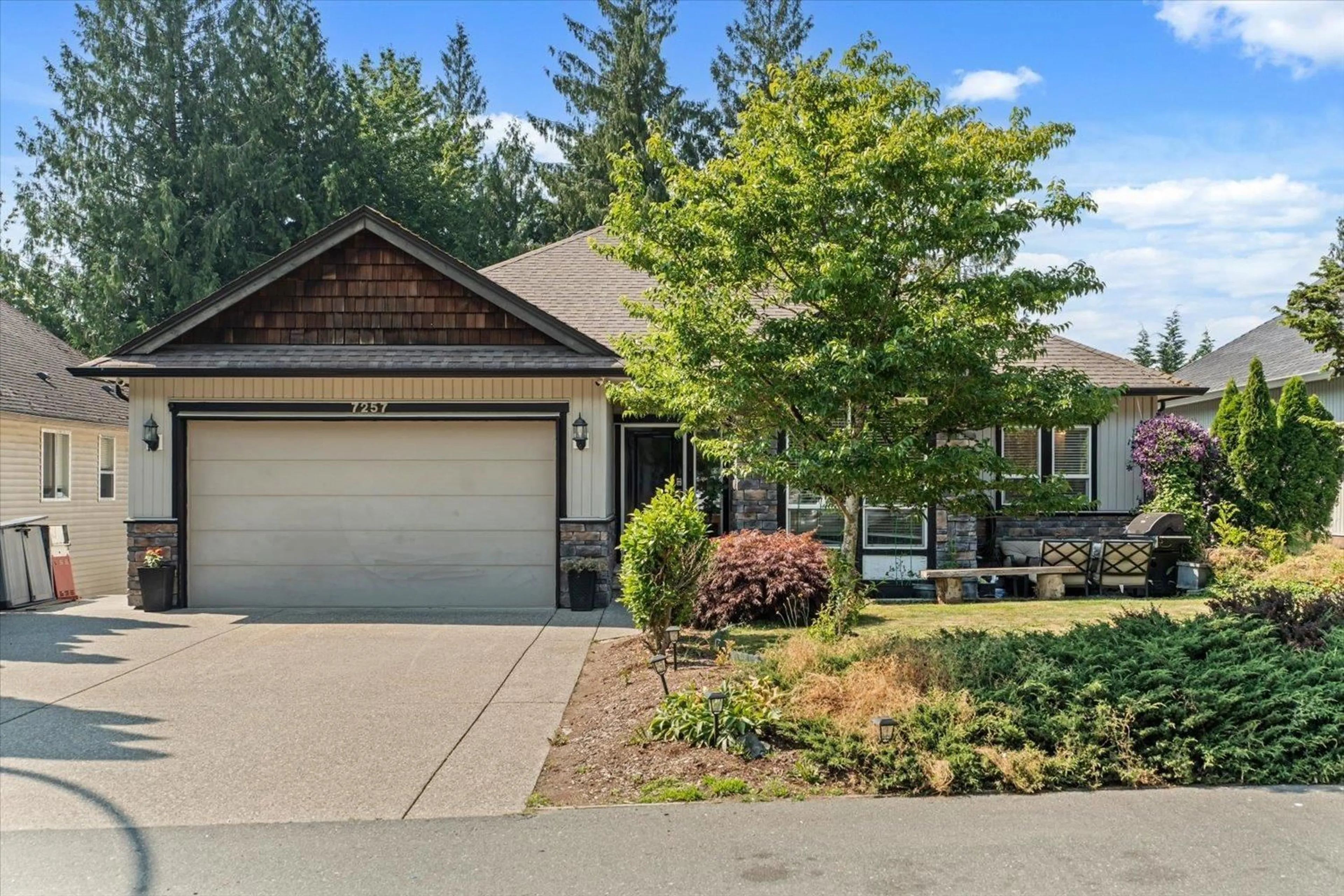 Home with vinyl exterior material, street for 7257 BRYANT PLACE, Chilliwack British Columbia V4Z1K4