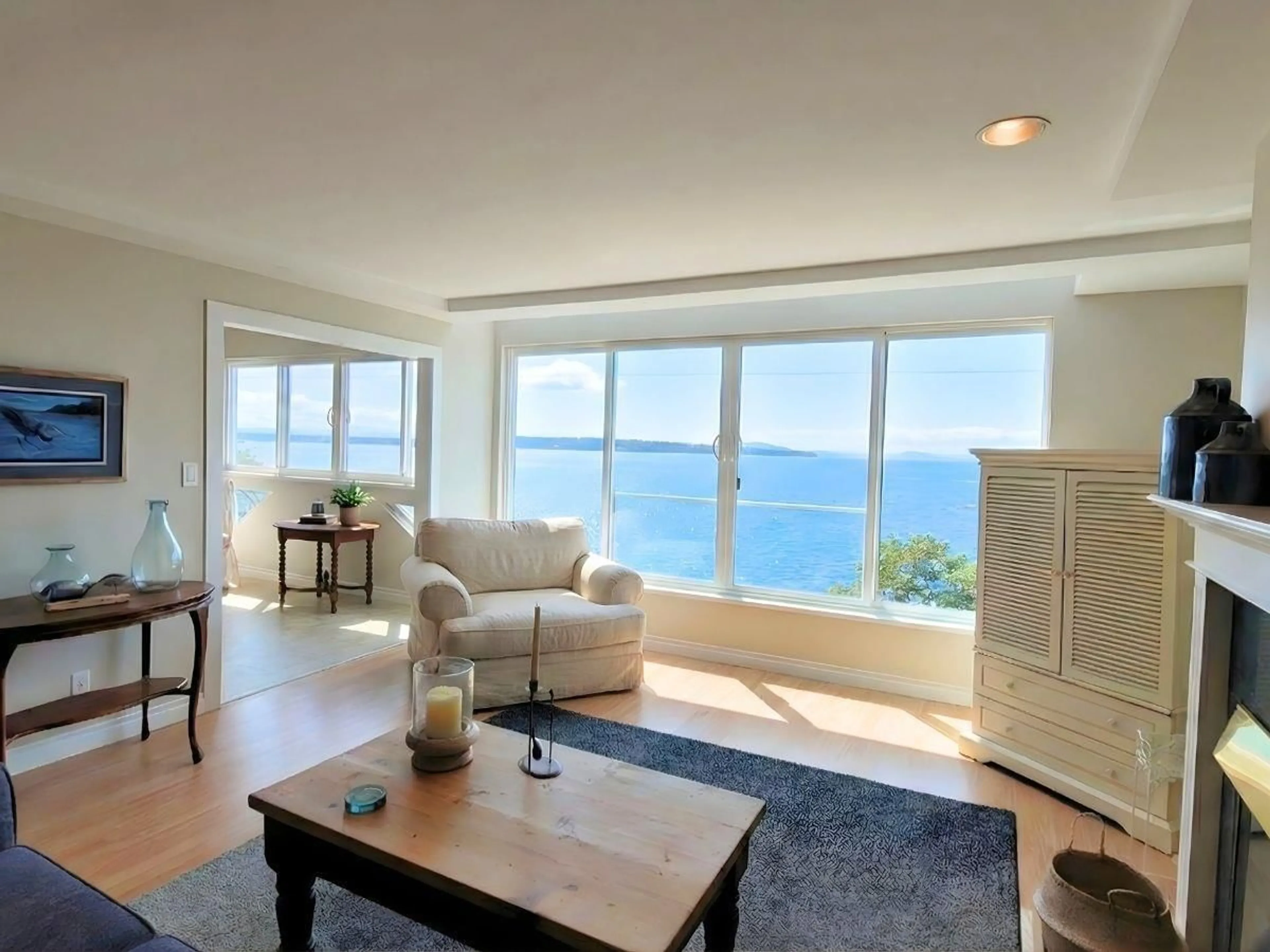 Living room with furniture, unknown for 303 - 15165 MARINE DRIVE, White Rock British Columbia V4B1C5