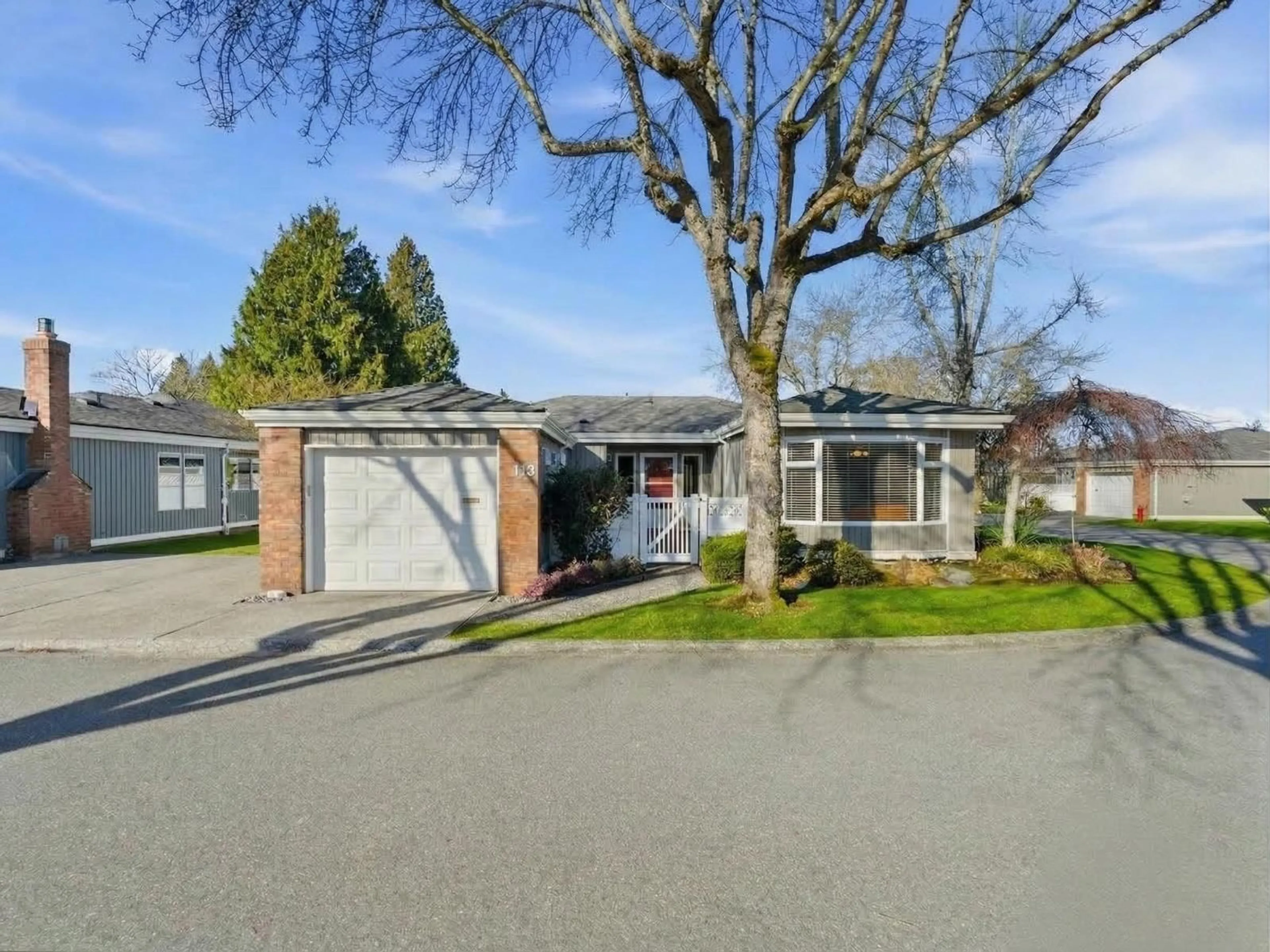 Unknown for 113 - 14271 18A AVENUE, Surrey British Columbia V4A7N8