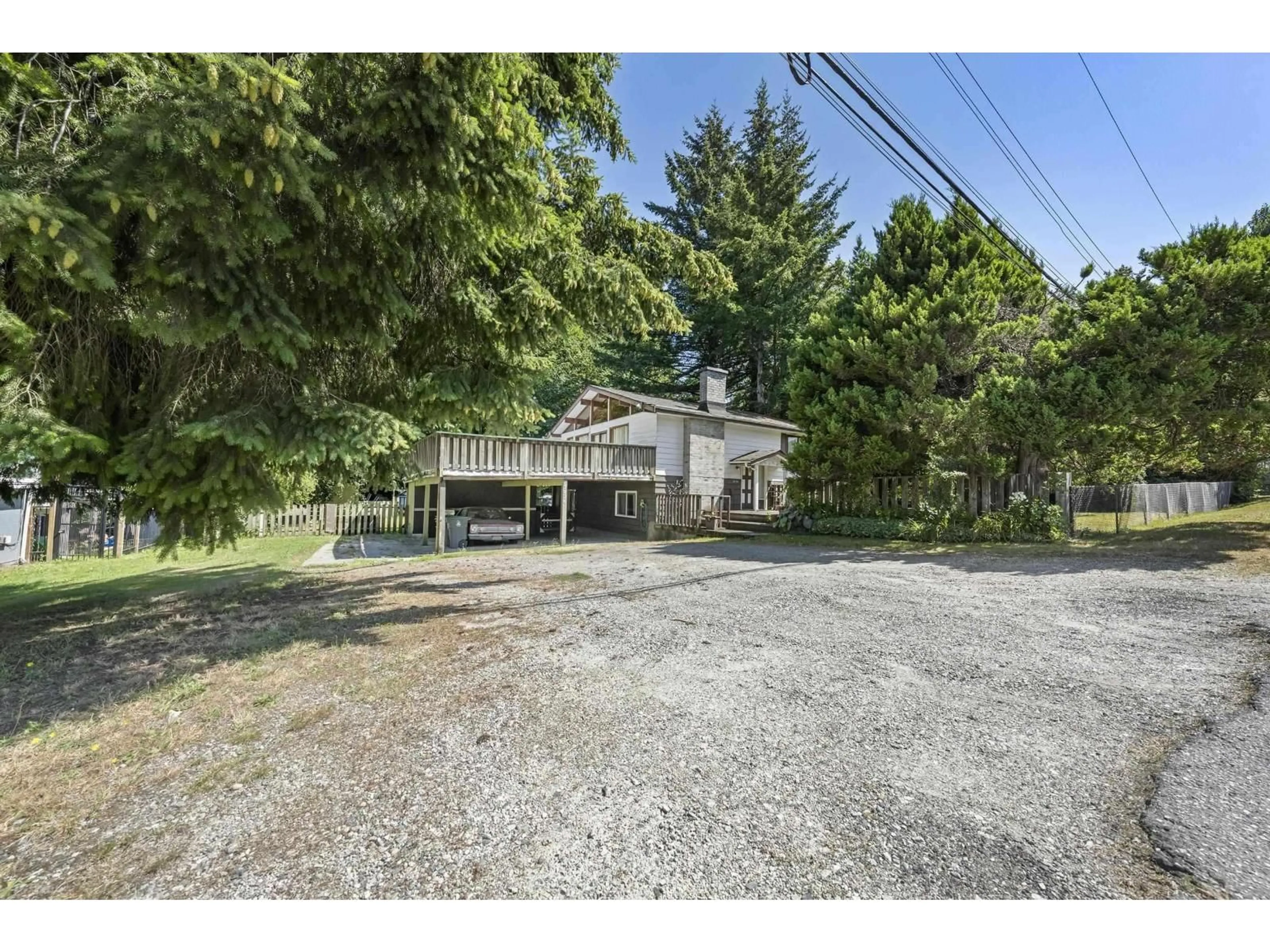 A pic from outside/outdoor area/front of a property/back of a property/a pic from drone, unknown for 7876 139A STREET, Surrey British Columbia V3W5H5