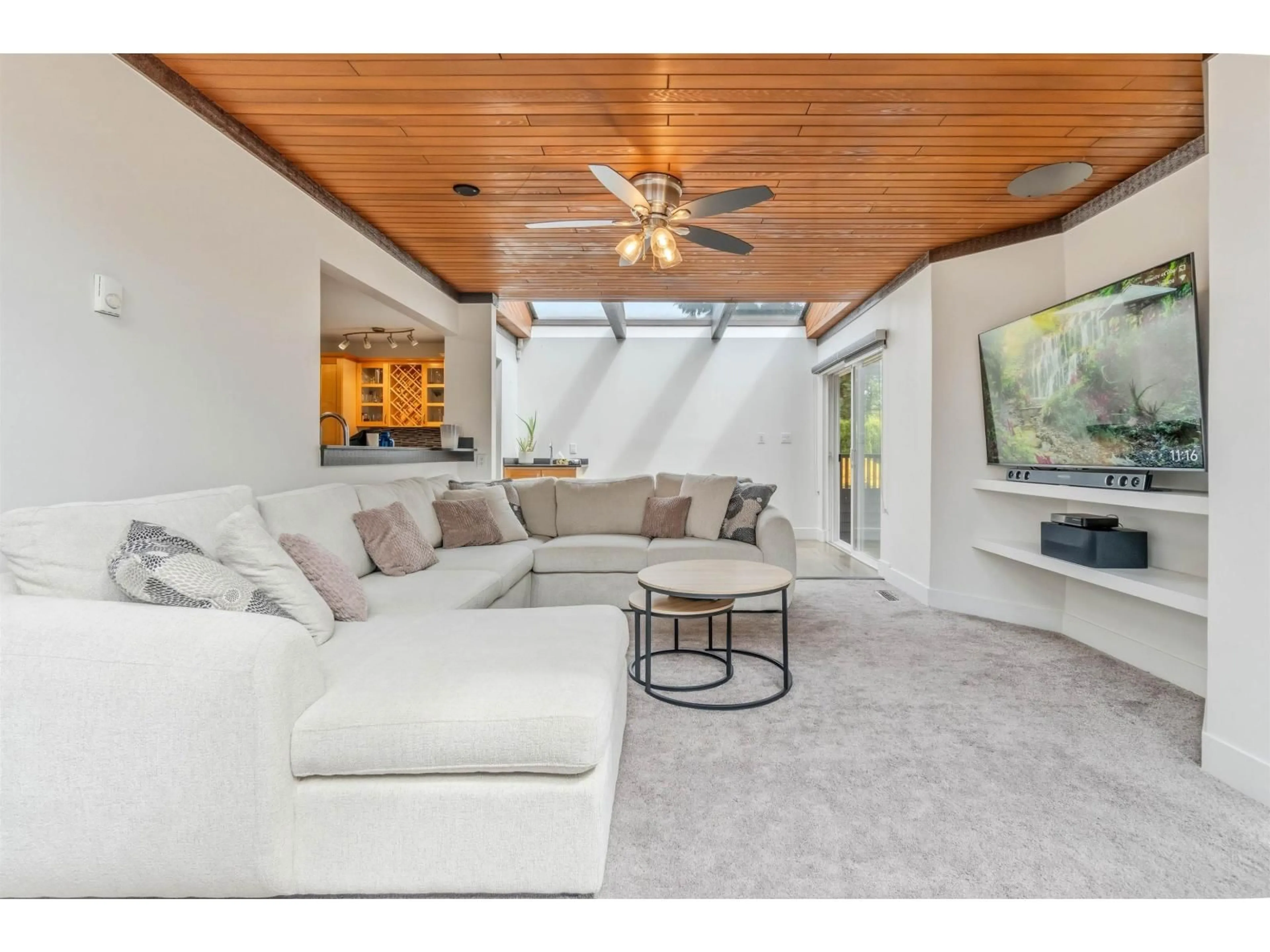 Living room with furniture, unknown for 7848 117A STREET, Delta British Columbia V4C6C3