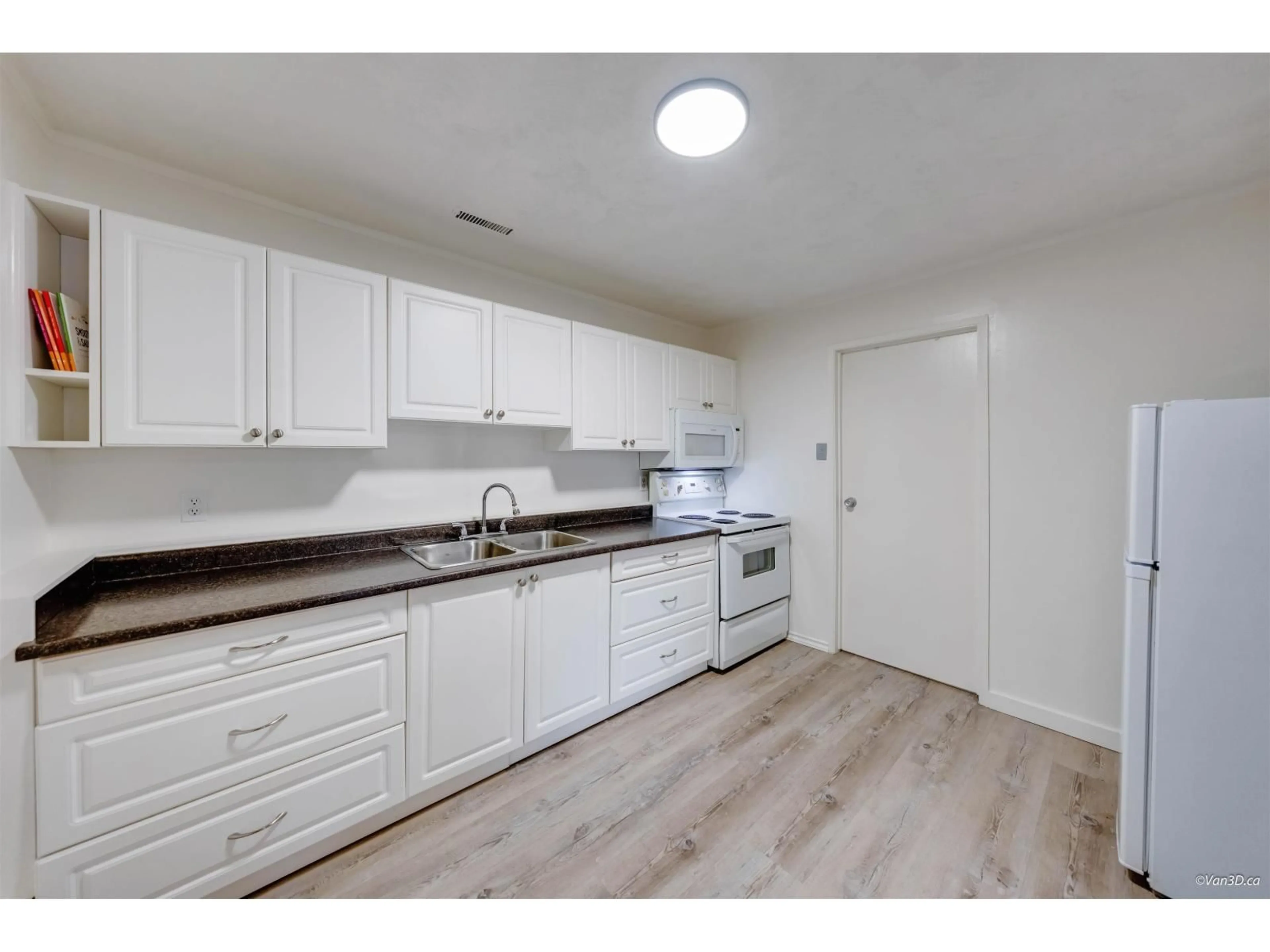 Standard kitchen, unknown for 27549 31A AVENUE, Langley British Columbia V4W3L2