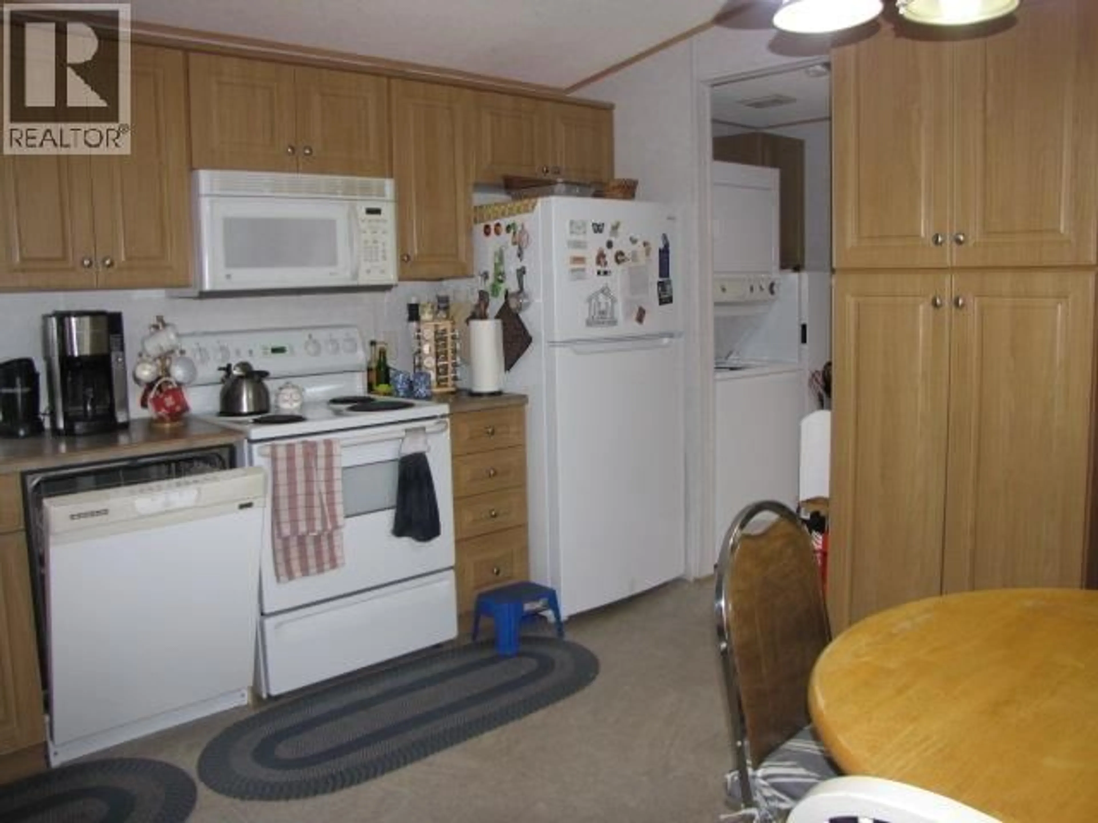 Standard kitchen, unknown for 1 - 1700 BROADWAY AVENUE, Williams Lake British Columbia V2G2W5